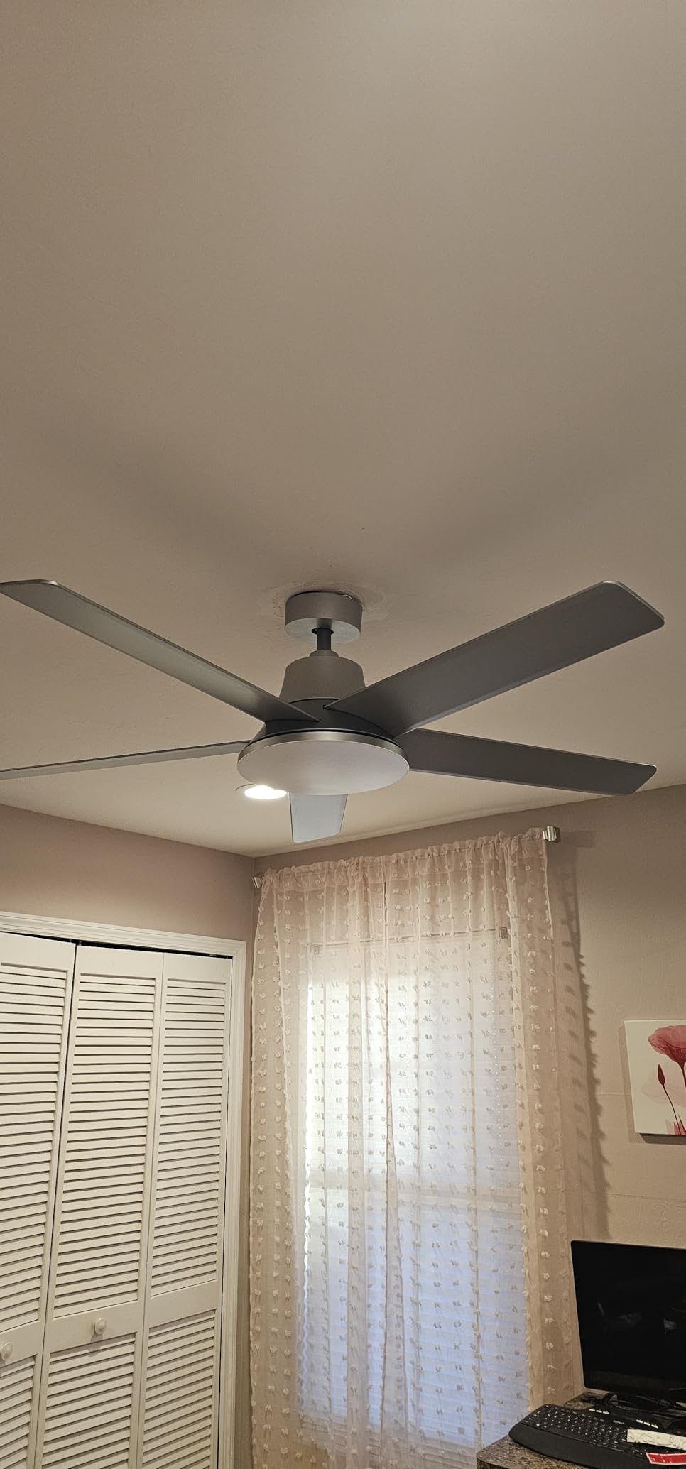 DREO Smart Ceiling Fan with Lights, 52 Inch, 12 Speeds & 3 Fan Modes, Stepless, Dimmable LED Light, Timer, 22dB Quiet DC Motor, Remote/APP/Alexa Control, Black Ceiling Fans Indoor, 2026 Upgraded customer photo 2