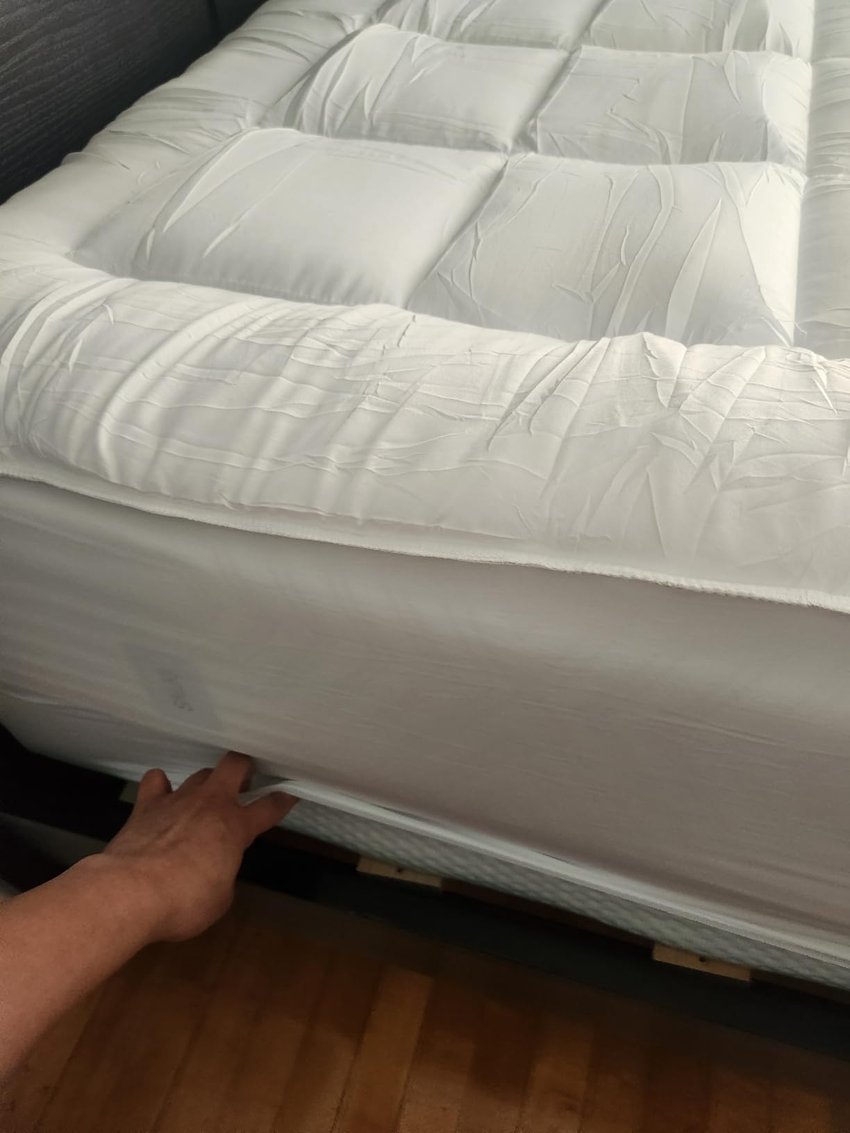 Niagara Sleep Solution 100% Cotton Top Cooling Mattress Topper - Queen Size | Cloud-Like Mattress Pad, Breathable, 20