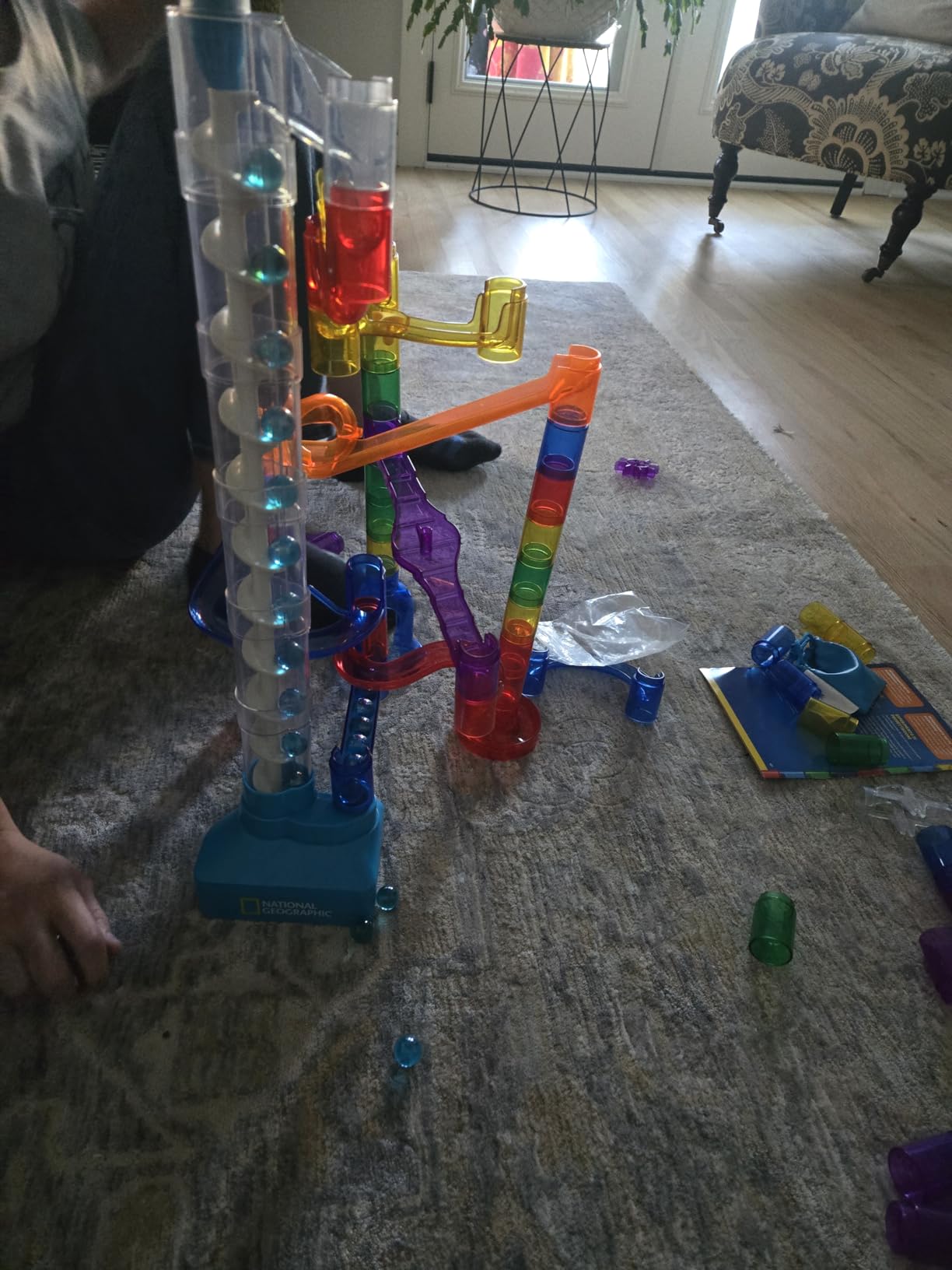 National Geographic Marble Run Building Set with Motorized Elevator, 20 Marbles, Perpetual Motion Machine, Marble Maze, Physics Learning, Storage Bag, STEM Toy, Creative Construction customer photo 2