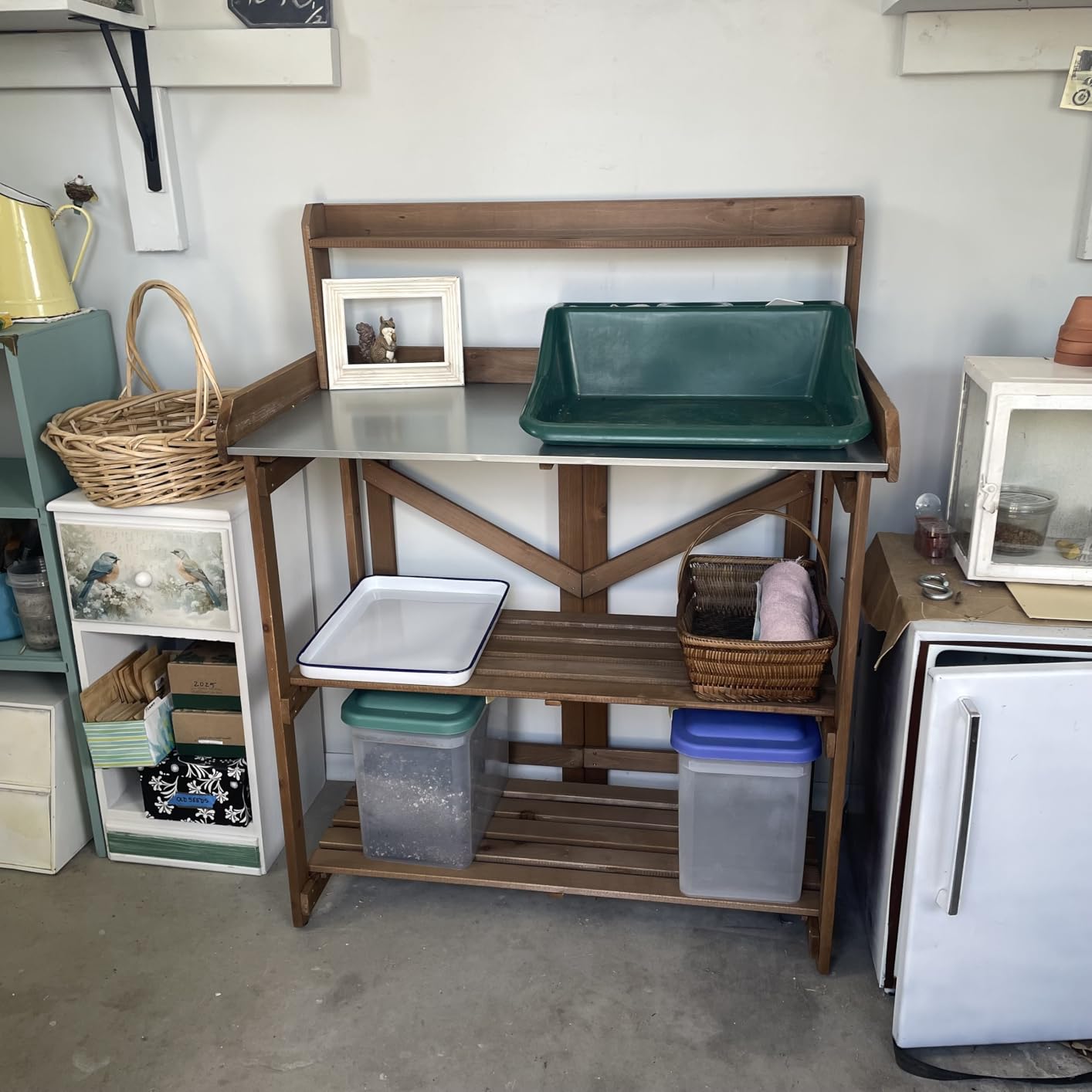Ketive Folding Potting Bench Table, Outdoor Potting Bench Garden Wooden Potting Table, Fir Wood Workstation Planting Table with Galvanized Tabletop, 2 Tier Storage Shelves, Top Shelf (Brown) customer photo 1