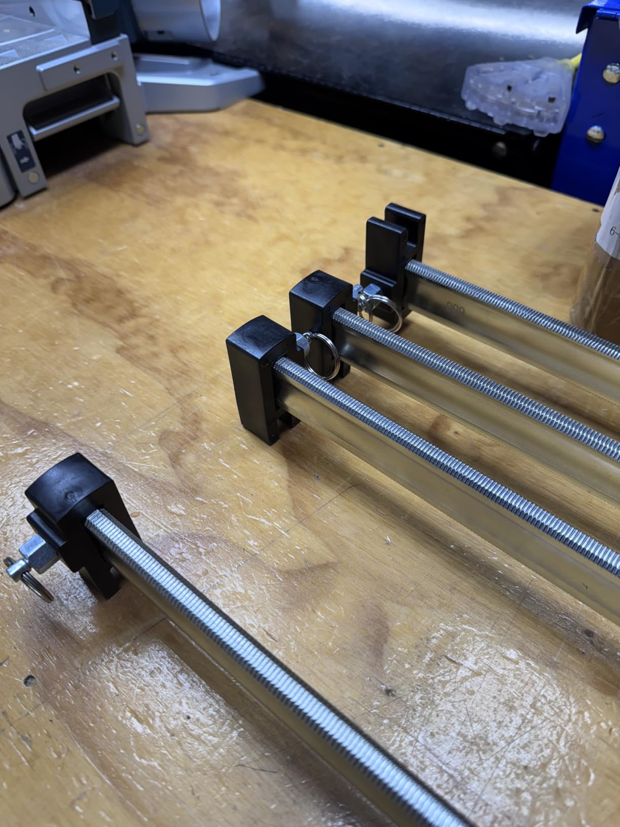 4 Pcs 24 Inch Heavy Duty Parallel Clamps Set for Woodworking Parallel Jaw Bar Clamps Carbon Steel for Woodworker Tools Metalworking DIY Projects, 1000 Lbs Load Limit customer photo 2