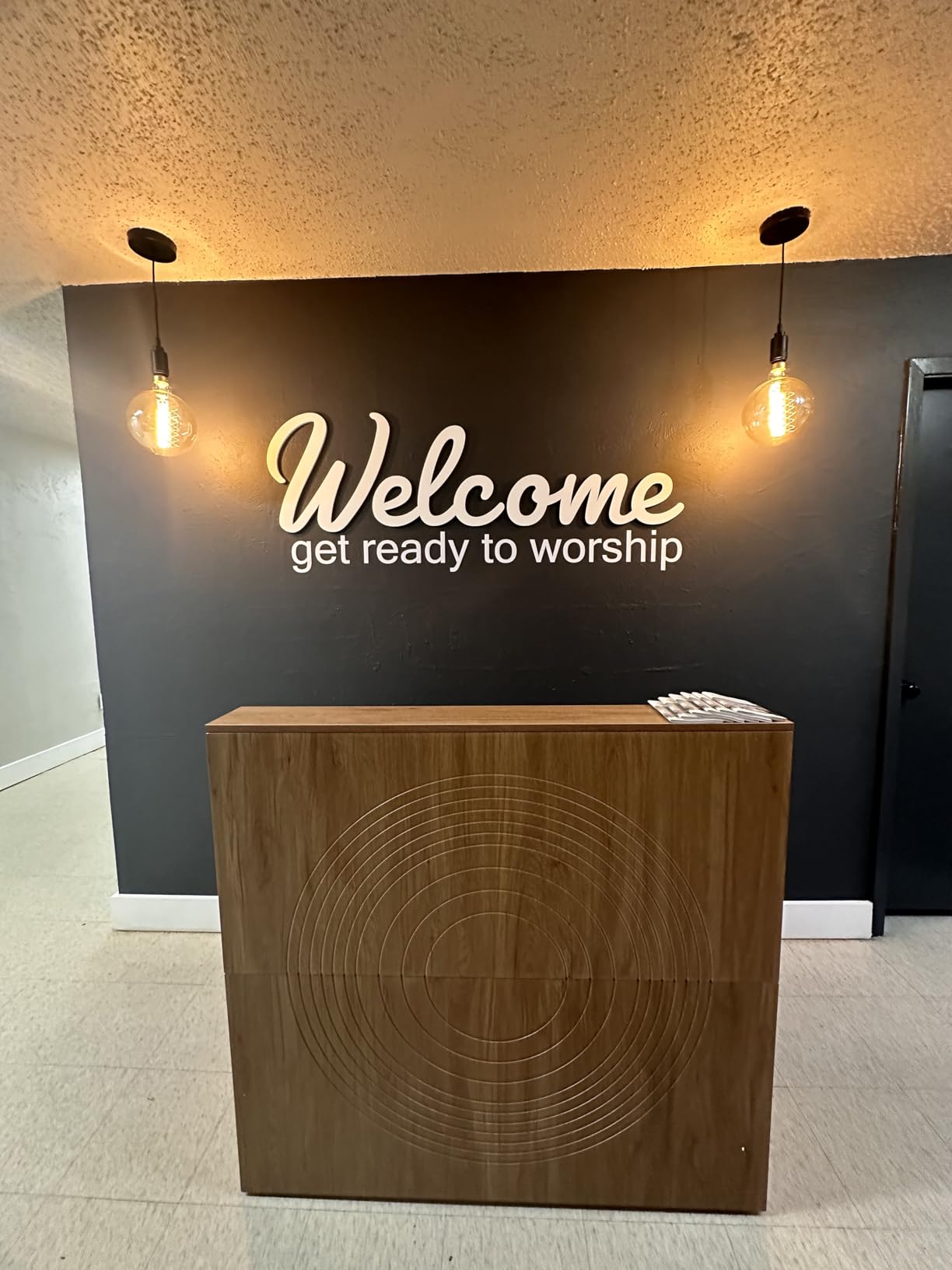 LITTLE TREE 47-Inch Reception Desk with Counter, Oak Front Desk Reception Room Table, Retail Counter for Checkout, Modern Welcome Desk for Lobby, Office, Beauty Salon customer photo 2