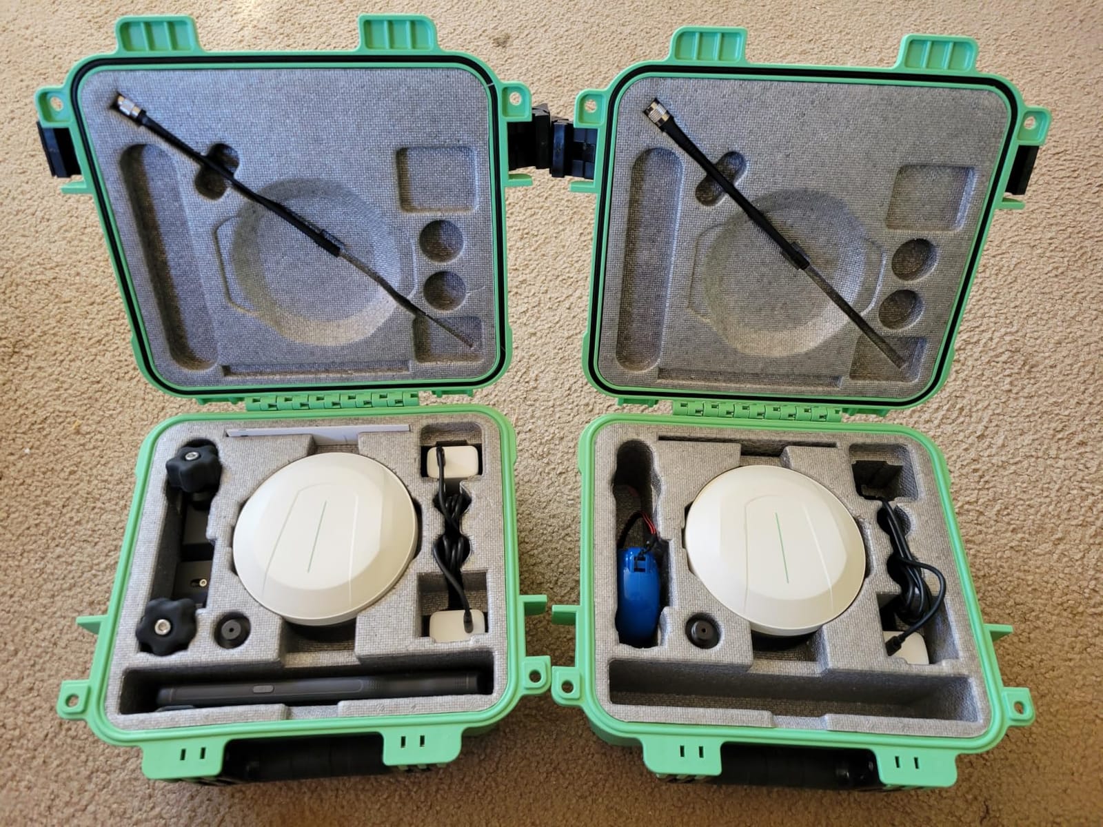 E1 GNSS Survey Equipment 20 Hours Endurance RTK GPS with IMU Rover & Base Handheld Collector with Survey Software RTK Surveying Equipment,1408 Channels, 15km UHF Range,60 Degree Tilt Survey customer photo 2