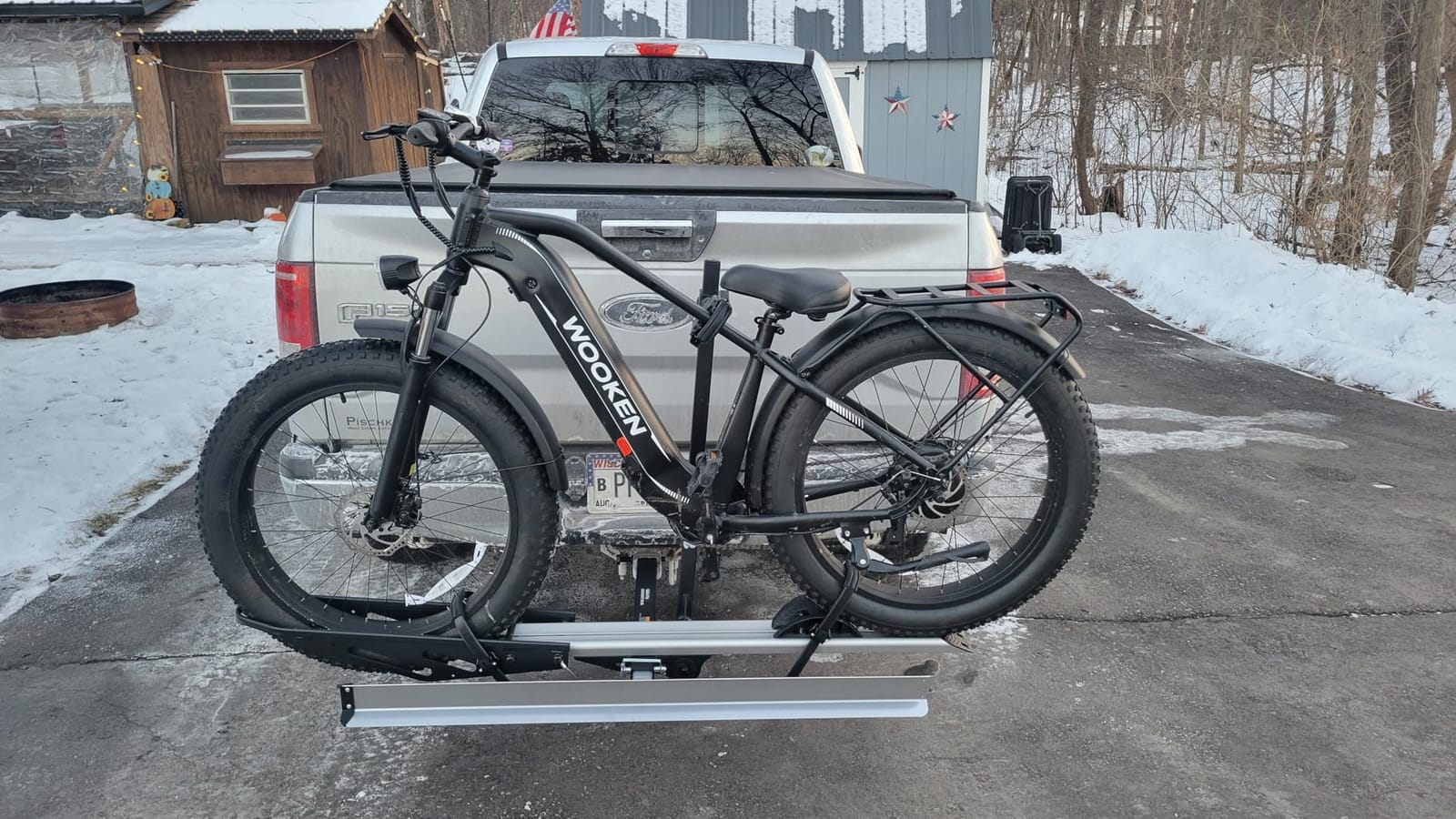 Young Hitch Mount Single Bike Rack with Ramp, 100 lbs Capacity | For Electric Bike, Bike Carrier for Truck, Trailer, RV, SUV customer photo 1