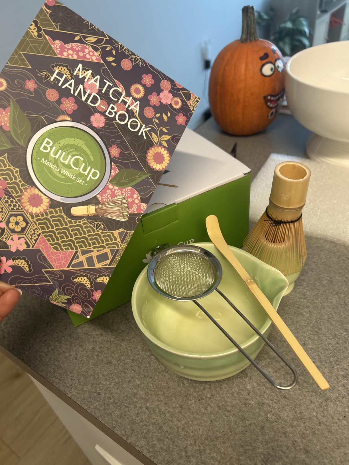 Buucup Matcha Set, Matcha Bowl with Spout, Matcha Whisk and Holder, Bamboo matcha Scoop and Stainless Sifter - 5 Pcs Jade Green Matcha Set Kit for Matcha Lover customer photo 1