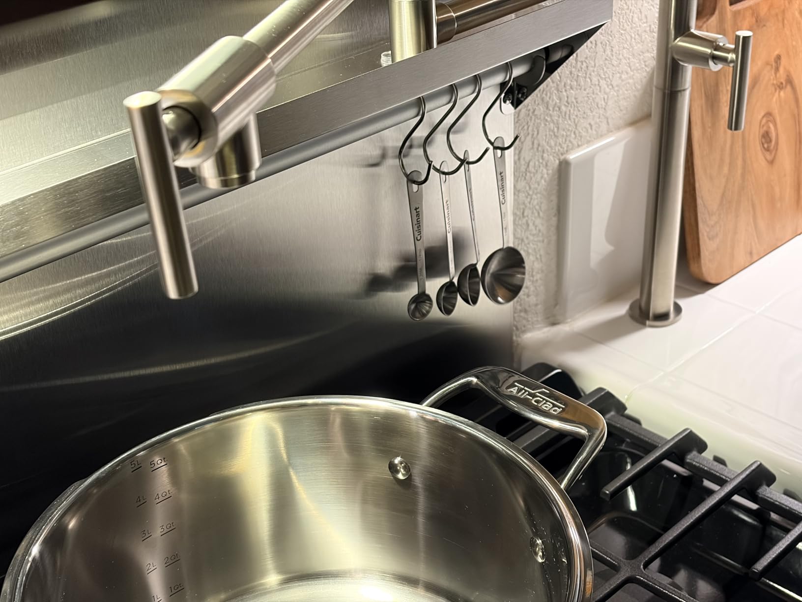 All-Clad Simply Strain Stainless Steel 16 Qt Stock Pot with Strainer Insert | Large Multipot with deep straining insert, wide handles, Boiling & Steaming, Dishwasher Safe, Oven Safe up to 600F customer photo 1