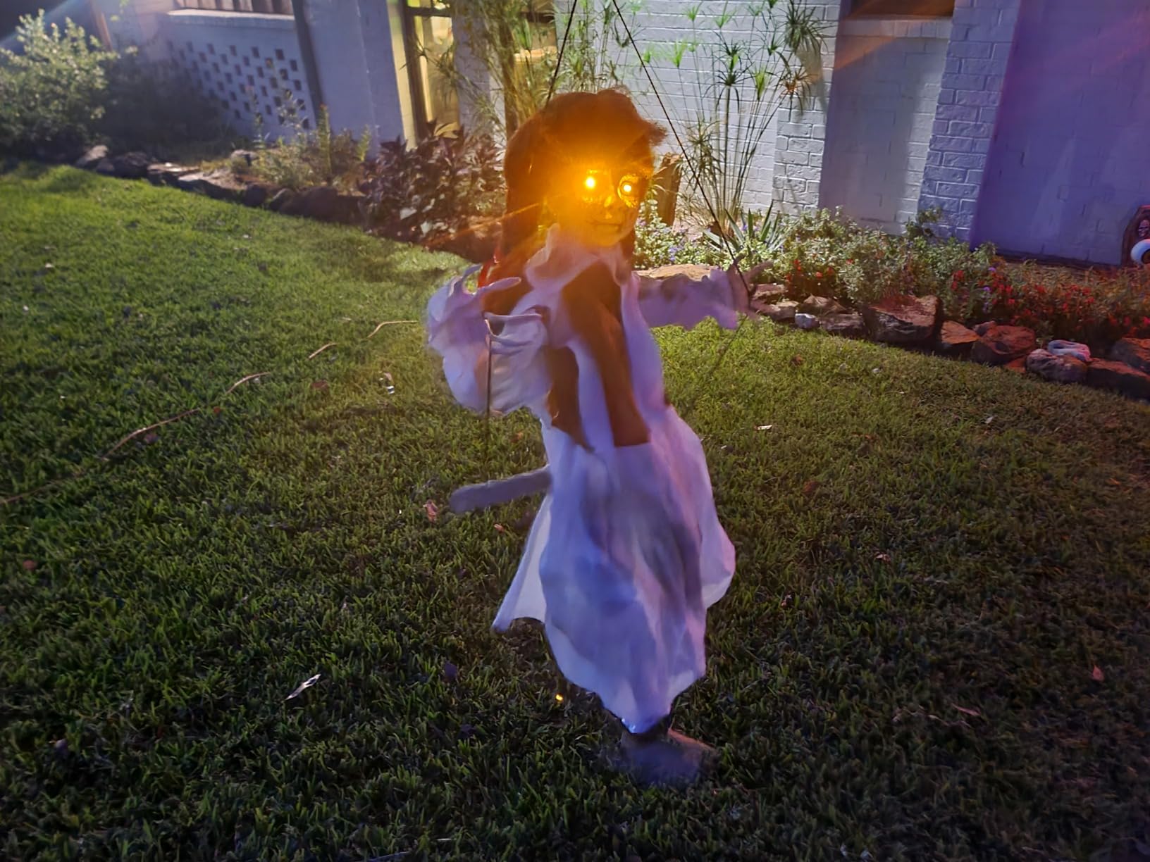 Prsildan Halloween Decorations Outdoor Hanging Swing Girl Animatronic Decor | Swing, Creepy Sounds, Touch/Sound Activated, Motion, Life-Size Scary Halloween Props, For Outside Indoor Yard Trees customer photo 2
