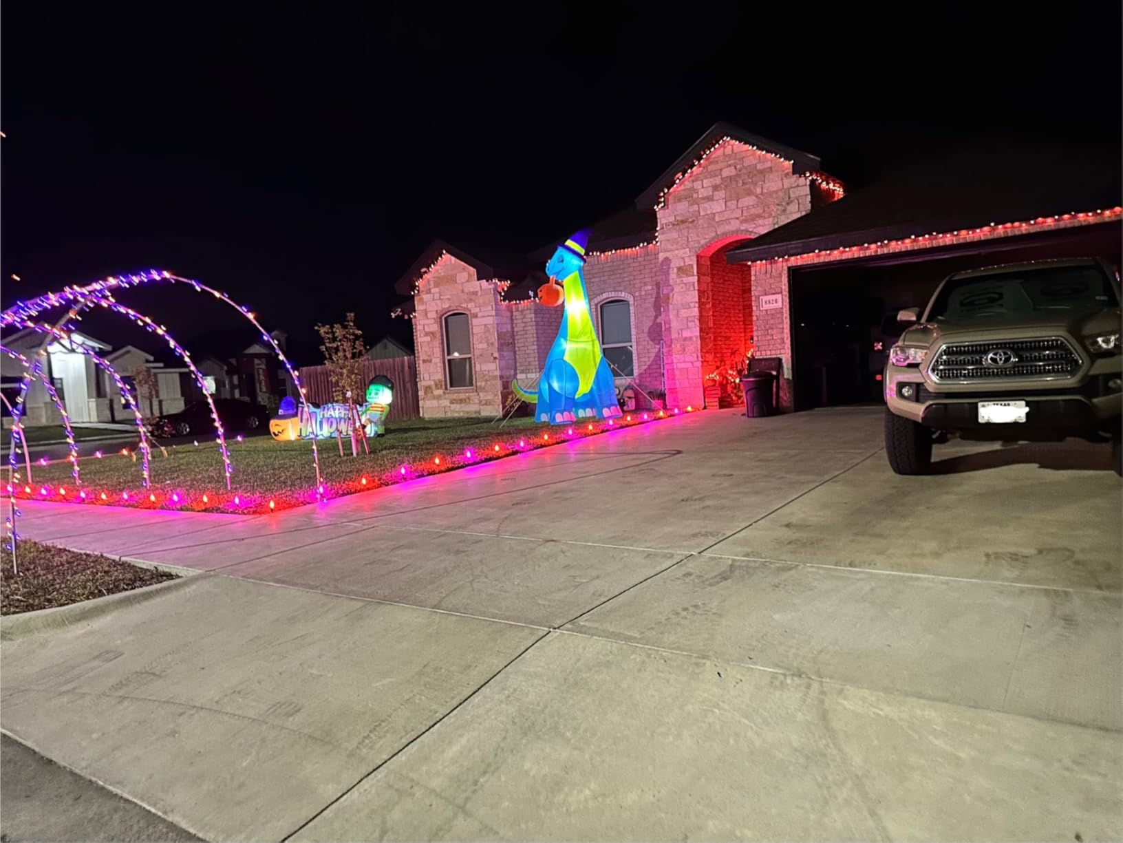 Halloween Pathway Lights, 10 Pack Purple and Orange C9 LED Stakes | 19.5 Ft Plug-In Walkway Set, IP65 Waterproof, Extendable Outdoor Lighting for Yard, Driveway, Porch, Sidewalk and Garden Path customer photo 1