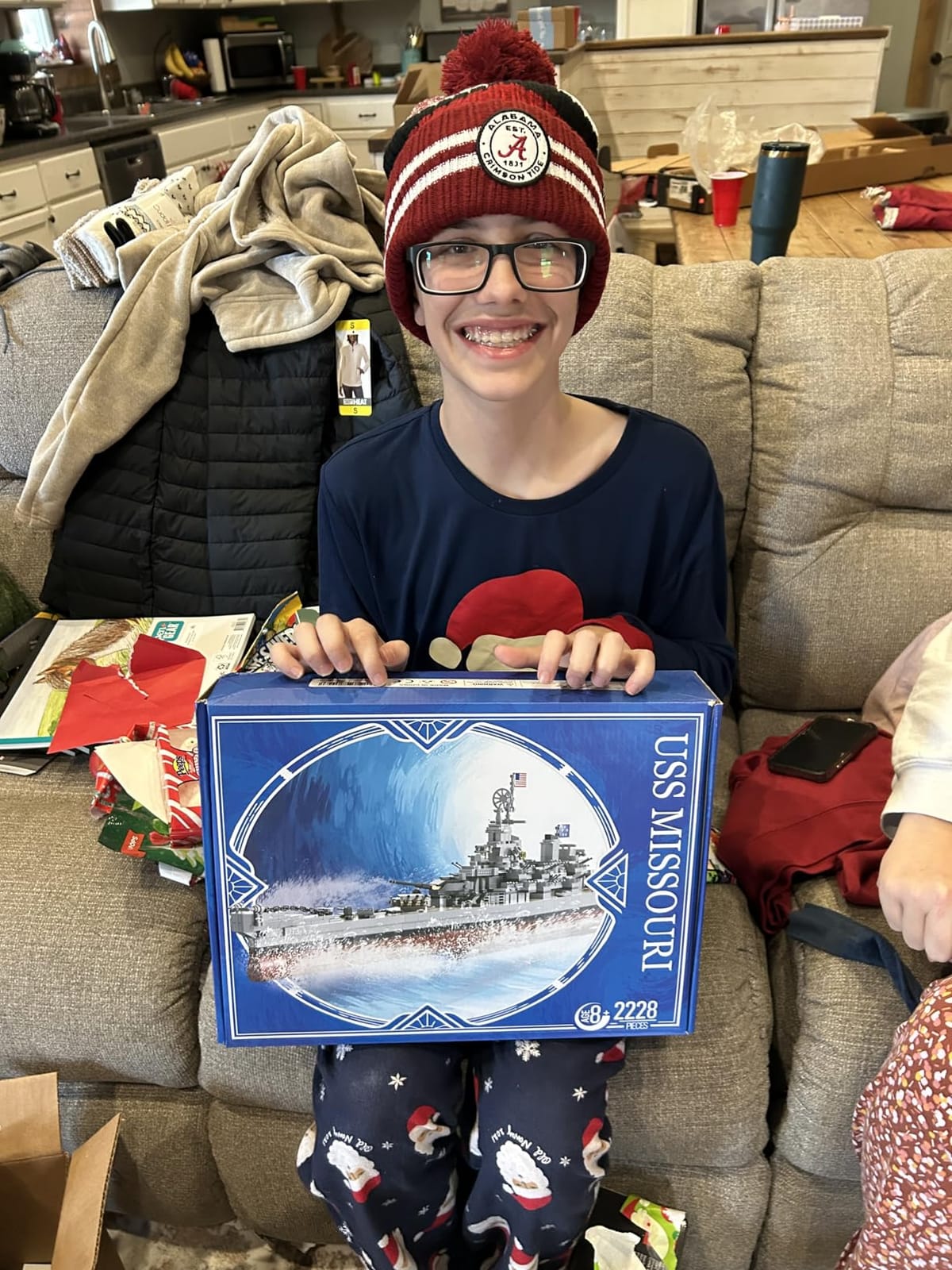 SEMKY Military Series USS Missouri BB-63 MOC Building Blocks and Engineering Toy (2228 Pieces), WW2 Warship for Kid and Military Fan customer photo 1