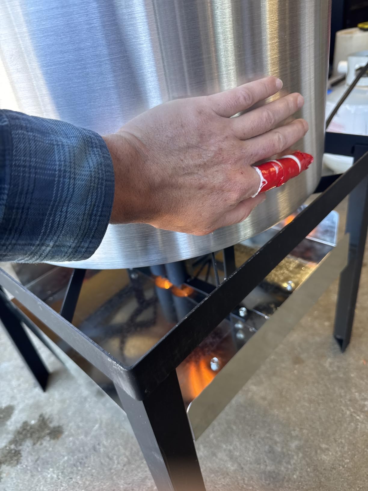 GasOne Seafood Boil Kit with Propane Burner, Propane Regulator, 60Qt Pot with Basket - Heavy Duty Construction Seafood Boil Pot for Outdoor Cooking - Easy to Clean and Durable Crab Boil Pot customer photo 1
