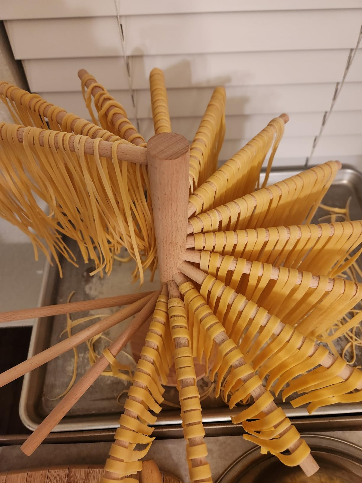 Pasta Drying Rack, 16-Arm Spaghetti Dryer Stand for Homemade Noodles, Quick Setup Kitchen Pasta Hanger for Fresh Pasta Drying and Storage customer photo 2