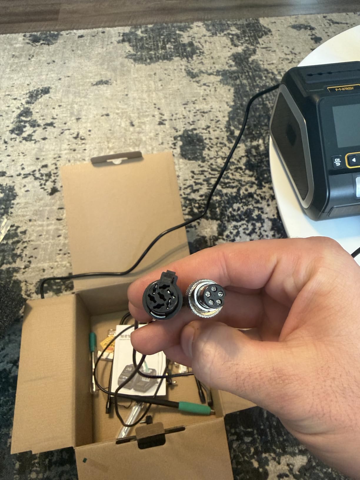 FNIRSI DWS-200 200W High Power Soldering Station Kit,2 Helping Hands | 3S Melting(212-842℉),6 F245 3 F210 Iron Tips,3 Display Modes, Pre-set 3 Temps,Precision Digital Solder for Electronics Repair customer photo 1