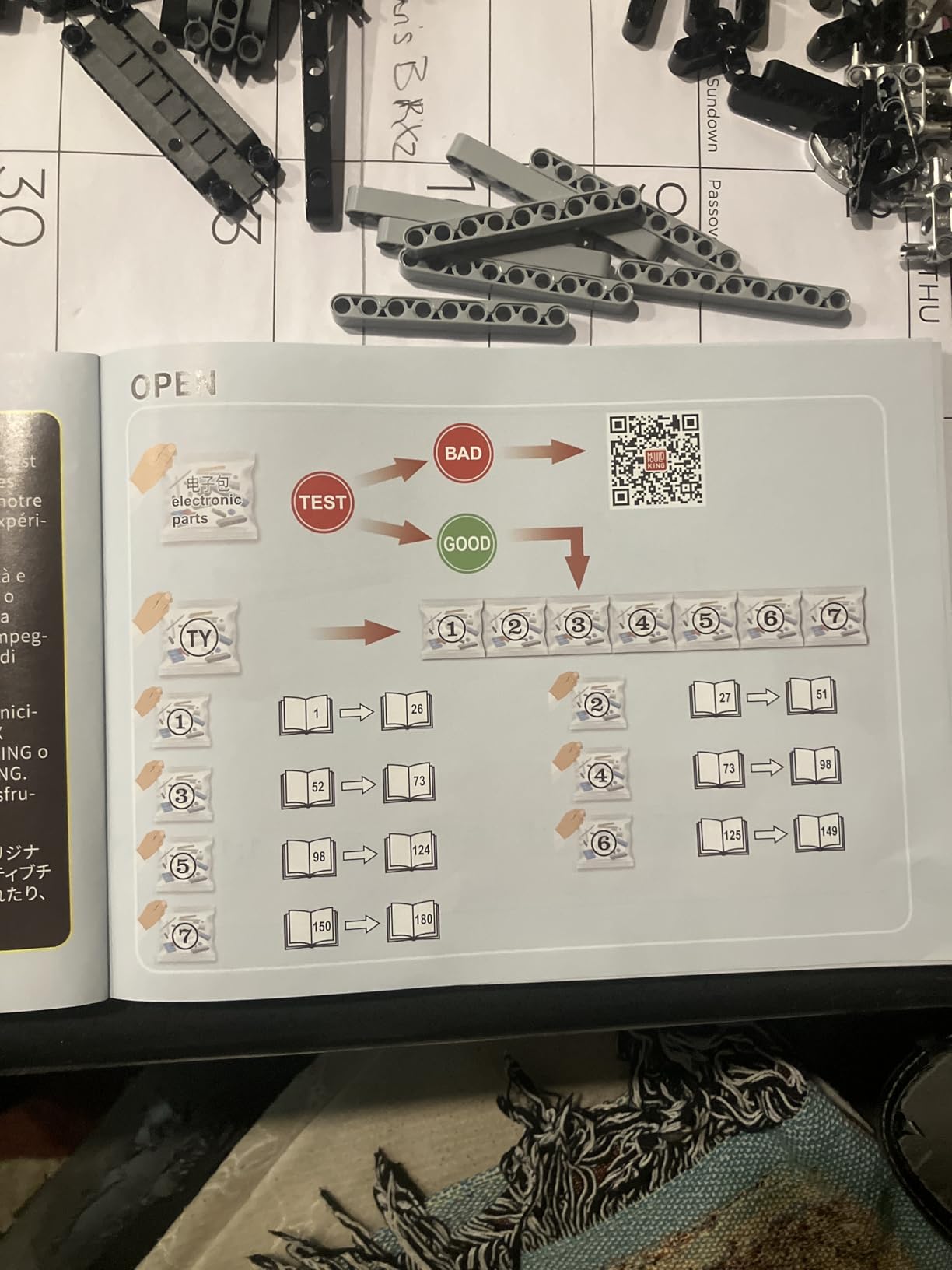 V8 Engine Building Blocks Sets, Engine Model Kit | V8 Engine Model Kit That Runs, A Gift for Car and Engine Enthusiasts, 2718 PCS Engineering Model Kit with Battery and Motor customer photo 1