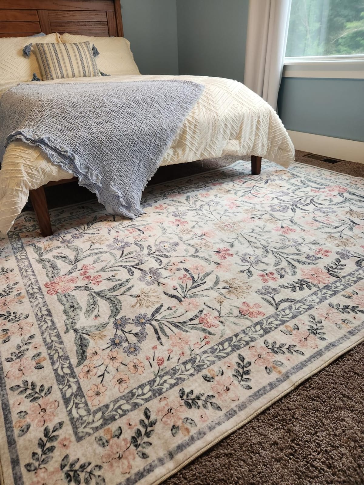 Lahome Sylvie Round Boho Floral Rugs 4ft, Cream Washable Circle Rugs for Bedroom Nursery, Vintage Beige Circular Carpet, Soft Non-Slip Carpet for Kids Room Playroom Calm Corner customer photo 2