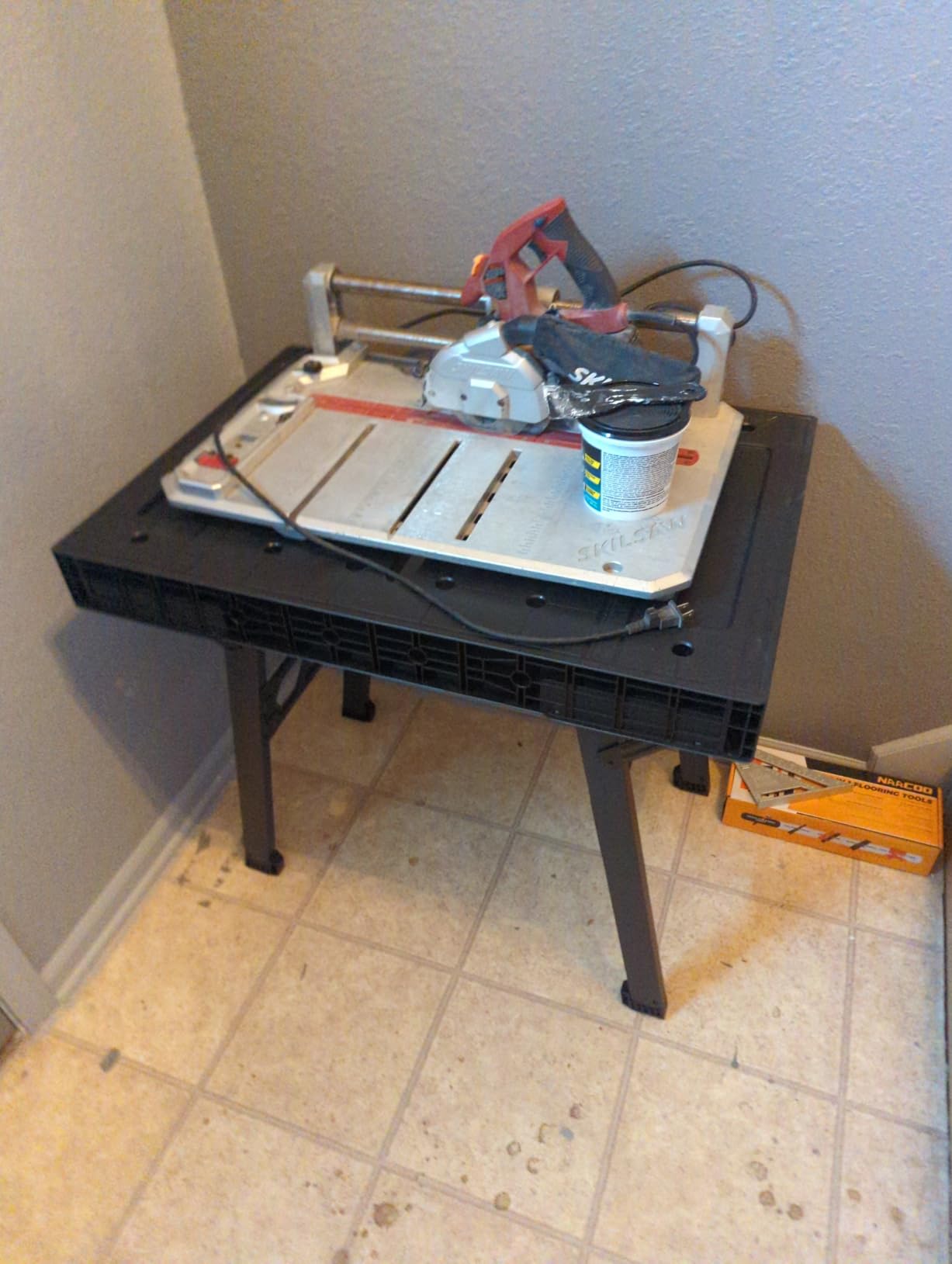 Express Folding Worktable, Easy Setup Portable Folding Workbench, 34
