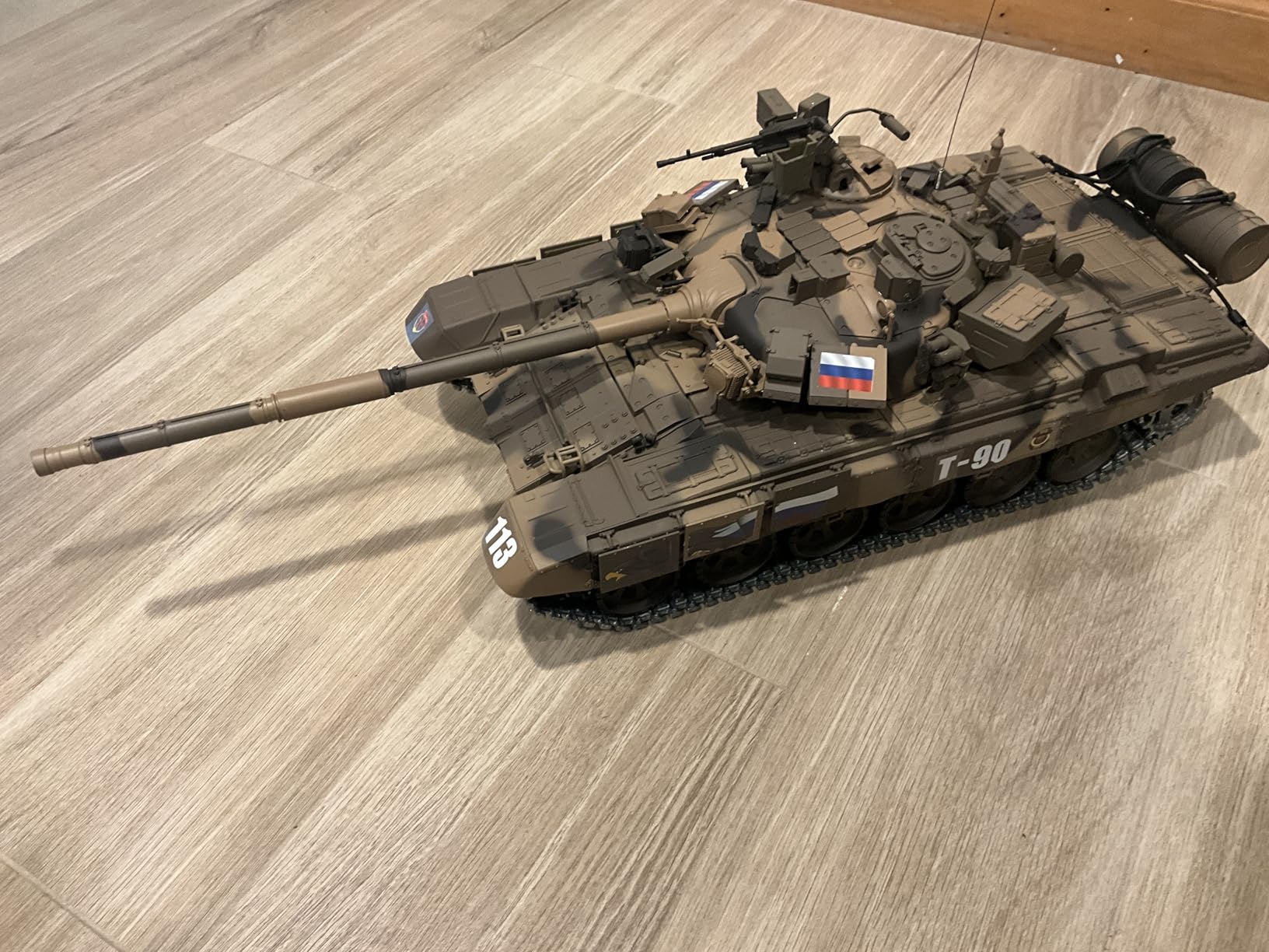 1/16 RC Tank, Heng Long Russian T90 Army Toy with Smoke, Sound and Lights, 2.4G Remote Control Tank That Shoots with Upgraded Metal Tracks, Idler and Sprocket Wheel, Steel Gearbox, Batteries*2 customer photo 2