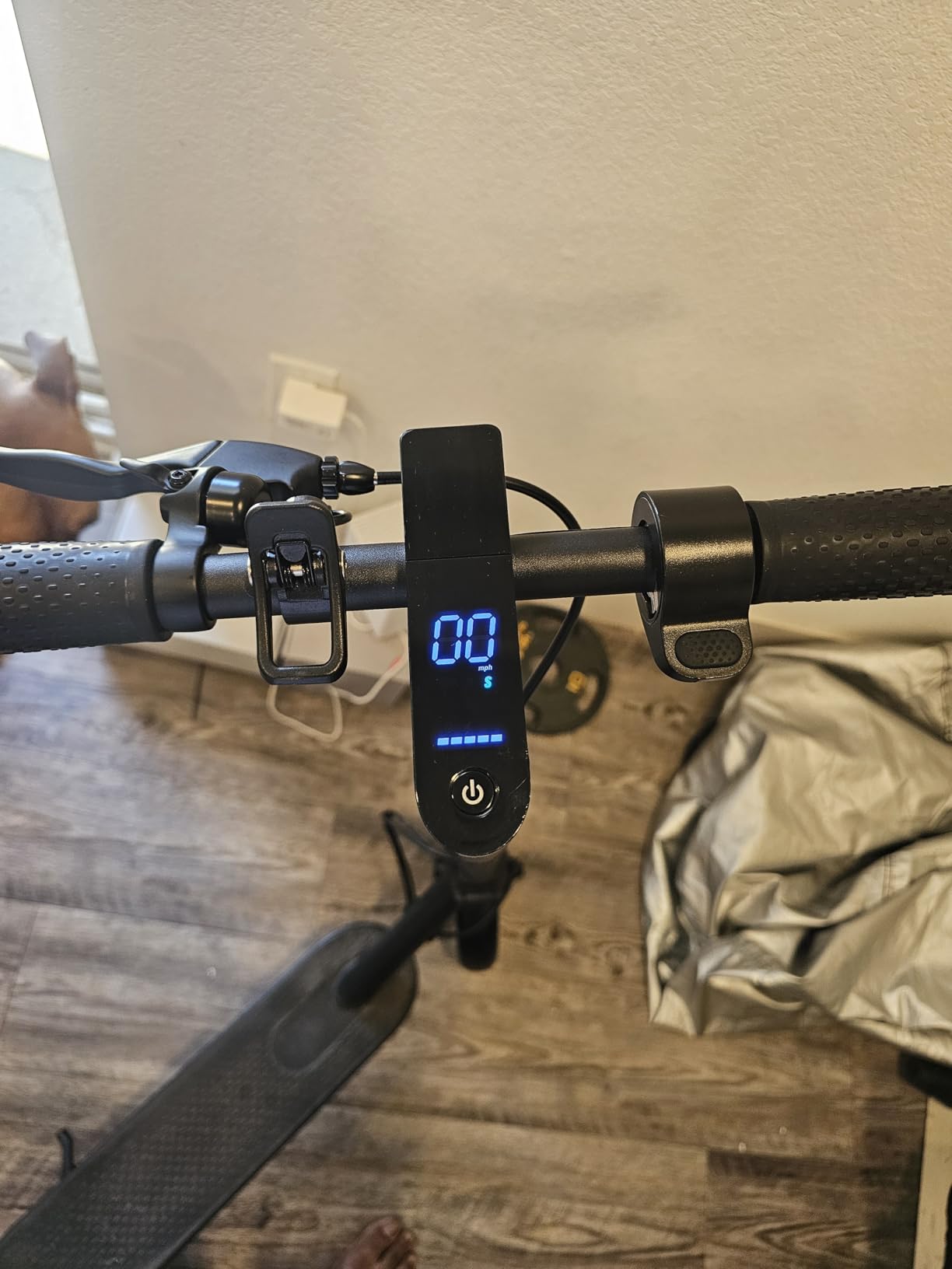 Electric Scooter, 500W Motor, Up to 17-20MPH &19-21 Miles, Commuter Escooter, Foldable E-Scooter for Adults with APP and Dual Braking System Escooter(Orange/Grizzly/Black) customer photo 2