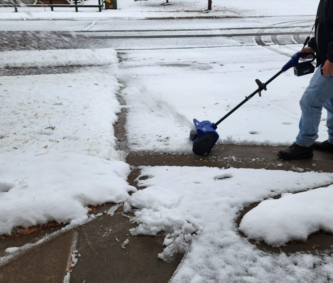 Wild Badger Power 40V Cordless Electric Snow Shovel, 12-Inch Brushless | 12-in clearing width, up to 8-in snow depth, fixed forward throw up to 20 ft, 4.0Ah battery and fast charger included customer photo 2
