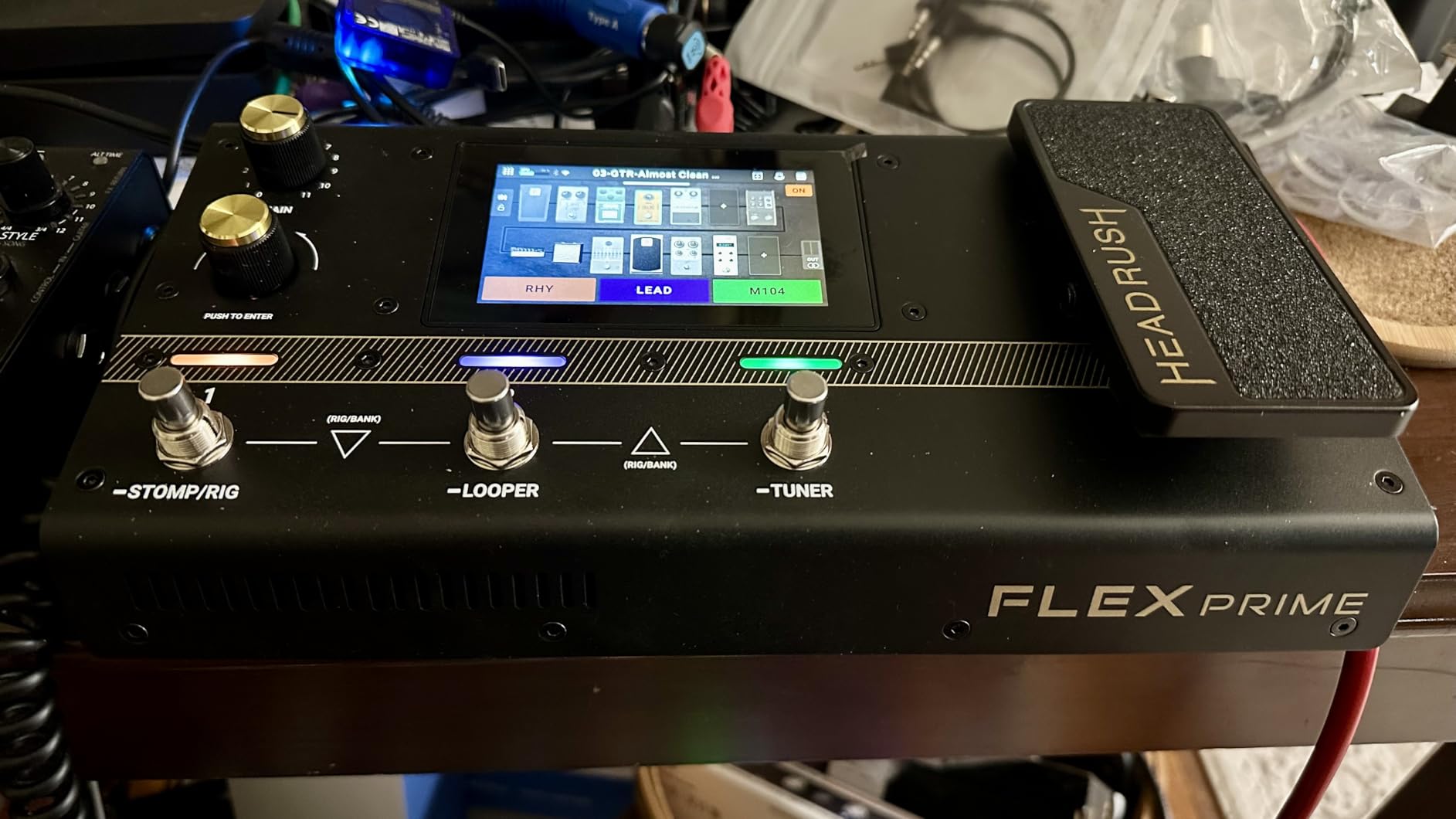 HeadRush Flex Prime Electric Guitar Multi-Effects Pedal customer photo 1