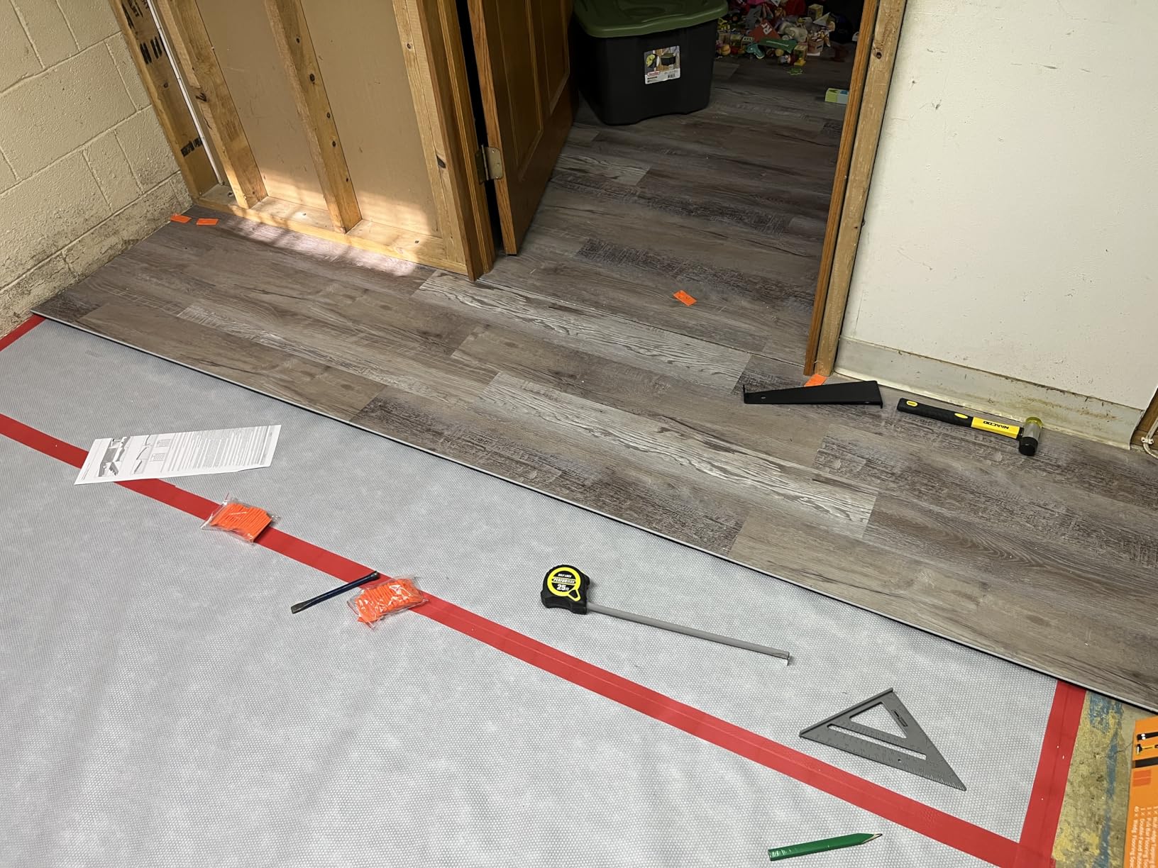 Laminate Flooring Tools, Universal 4 in 1 Floor Installation Kit | Tapping Block-Double Sided with Notches, Pull Bar, 40Pcs Floor Spacers, Rubber Mallet customer photo 2