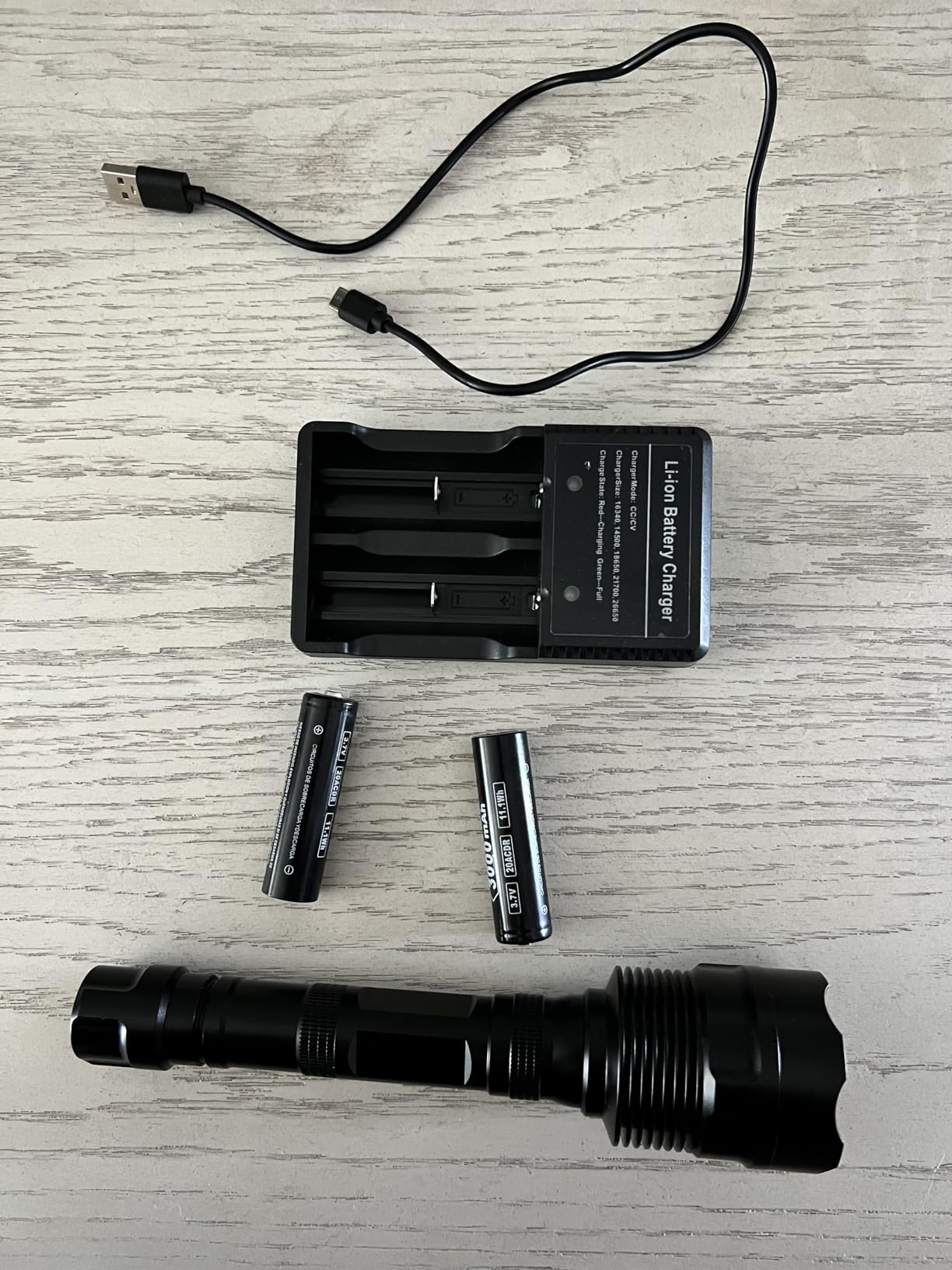 SAOPRKLER UV5 385-395nm Black Light UV Flashlight | High Power Upgraded Five LEDs, For Professional/Commercial Use, Scorpion Spotting, AC System Inspection and Rock Fluorescence customer photo 1