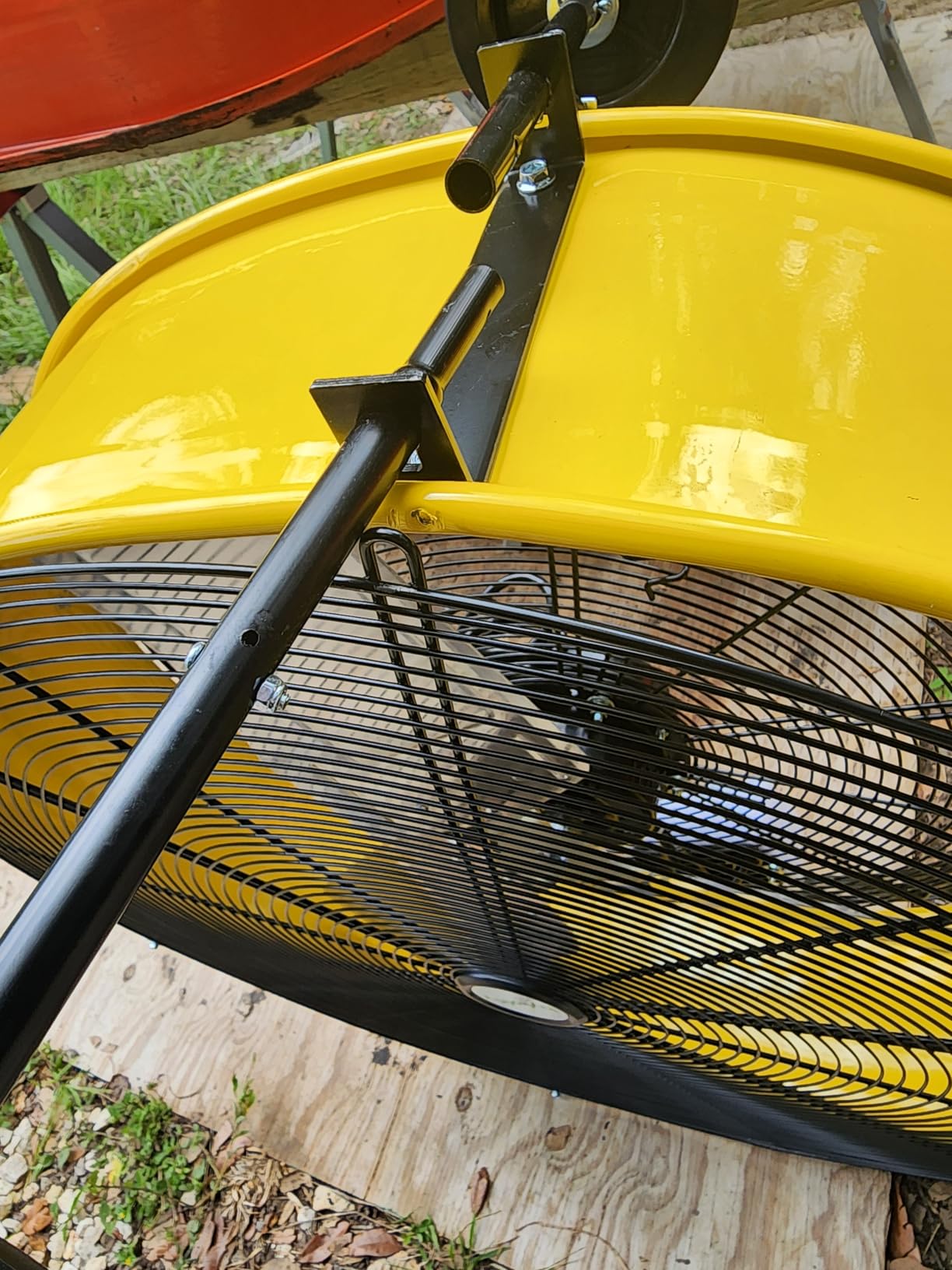 BILT HARD 13000 CFM 30