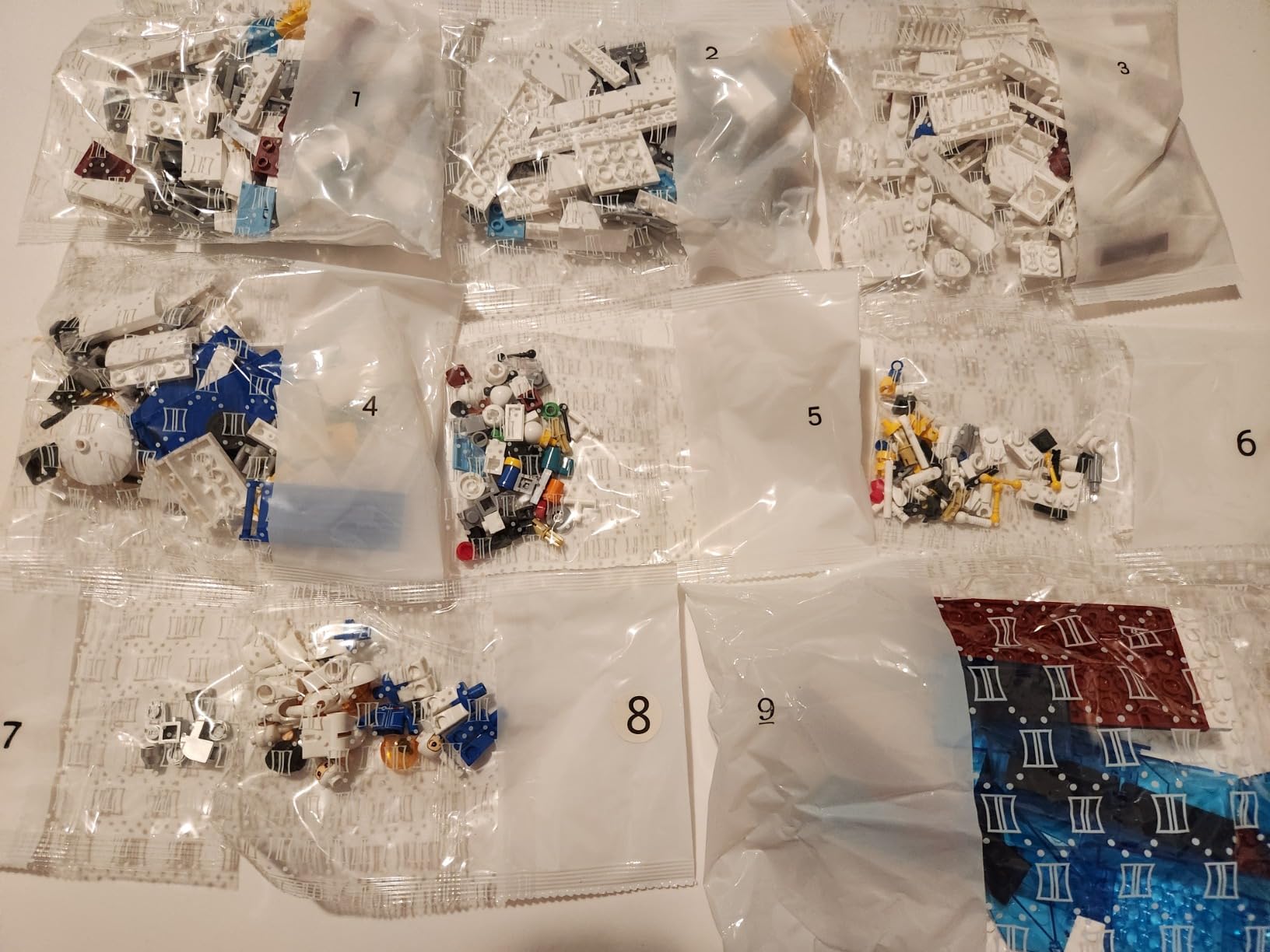 City Space Station Building Set, Space Rocket Science Lab Building Kit with 4 Astronaut Minifigures, STEM Gift Toys for Boys 6-12, Compatible with Lego Space Shuttle, 502 PCS customer photo 1