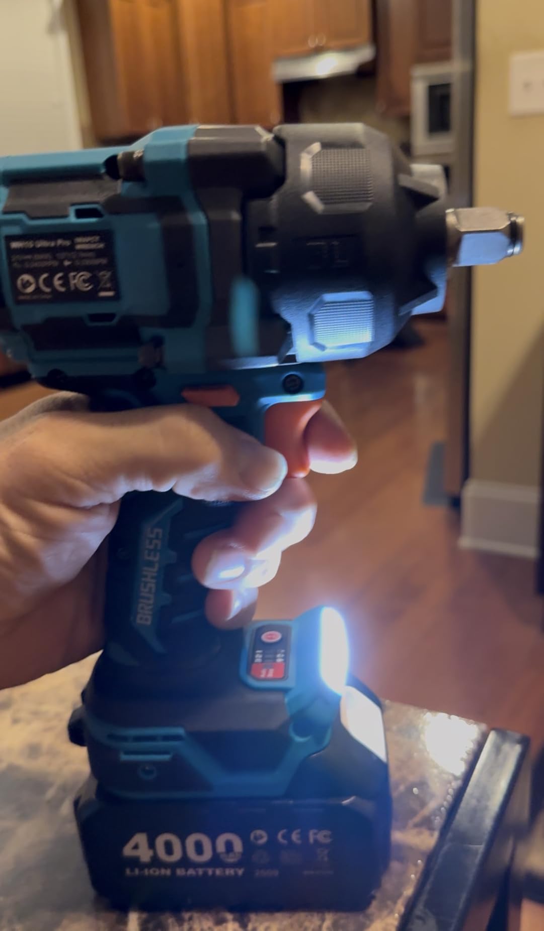 Seesii Impact Wrench 886Ft-lbs/1200N.m, 1/2 High Torque Impact Gun For Bolts | 21V 2x4.0Ah Battery, Electric Impact Driver, 2900IPM, 5 Socket, Cordless Impact Wrench for Home Car/Mower/Pickup/Truck RV customer photo 2