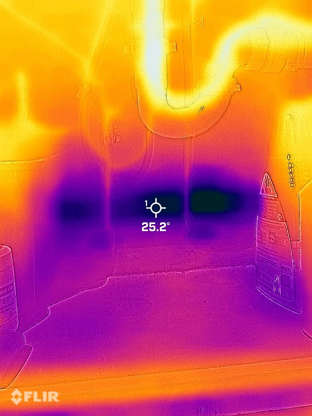 One - Thermal Imaging Camera for iOS Smartphones (iPhone 15 and Newer w/USB-C), 240x180 Super Resolution (80x60 Native IR) customer photo 1