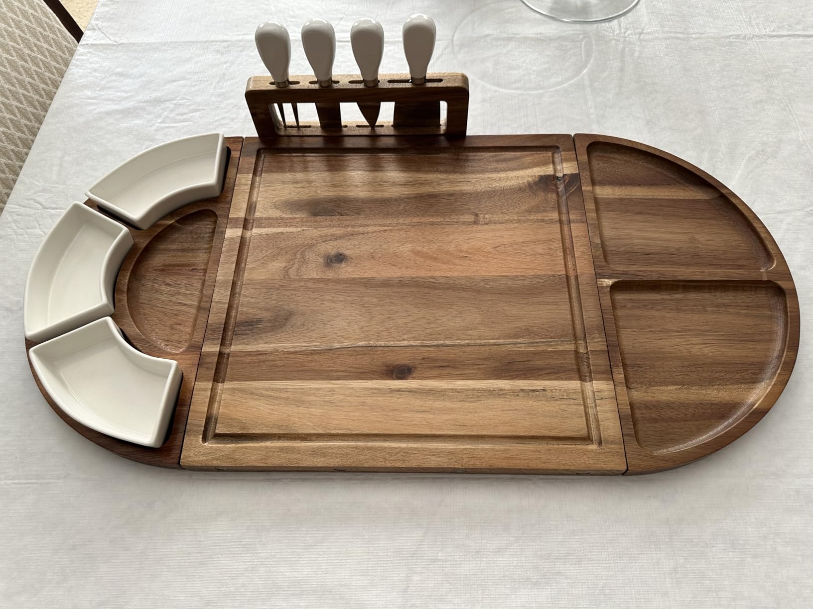 Large Charcuterie Board Set, Acacia Wood, Premium Finish | Magnetic 3-Piece Acacia Wood Design, Reshapes Circle Square Heart, Expands 13 to 26 In, 4 Knives, 3 Dishes, No Oiling Needed customer photo 1