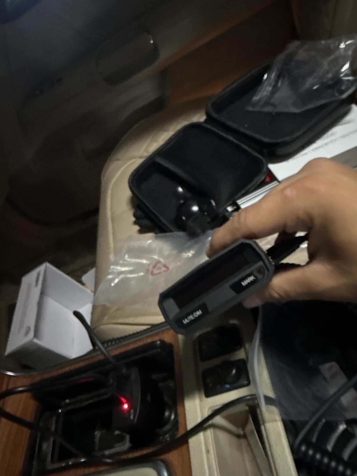 Uniden R4W (new Model) Extreme Long-Range Laser/Radar Detector, Record Shattering Performance, 360° Awareness, Built-in GPS, Wi-Fi, Bluetooth, Voice Alerts, Red Light & Speed Cameras, R/TACH App customer photo 1