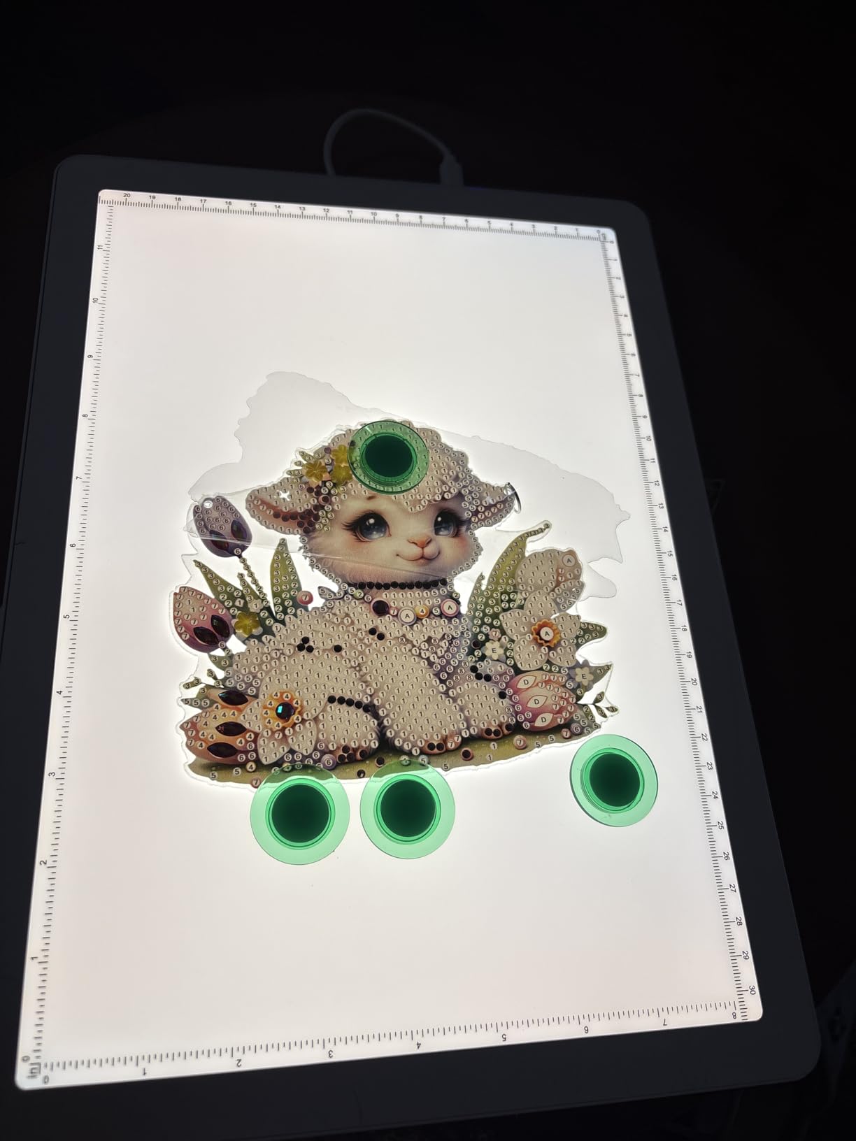 TOHETO A4 Light Board for Diamond Painting, Super Bright Magnetic Light Pad with Side Buttons, Lightbox for Tracing and Drawing, Corded Light Table for Sketching, Animation, Weeding Vinyl (Black) customer photo 2