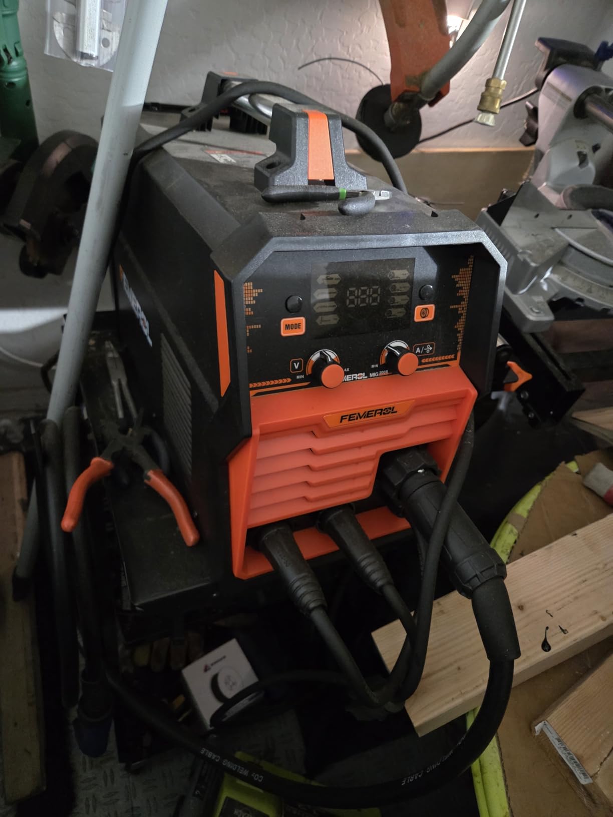 FEMEROL 140A 3 in 1 MIG Welder, Flux Core, MIG/Lift TIG/Stick Welding Machine 110V Portable IGBT Inverter Synergic Control, LED Display with Welding Helmets customer photo 1