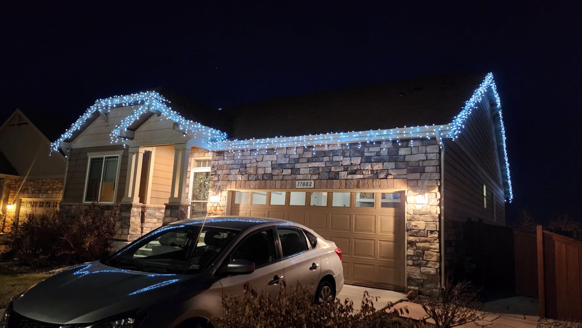 670 LED 66FT Christmas Lights Outdoor, 148 Drops Icicle Lights with 12 Modes | Cool White Icicle String Lights with Timer and Dimming for Eaves, Porches, Windows, Gazebos and Wedding Backdrops customer photo 1