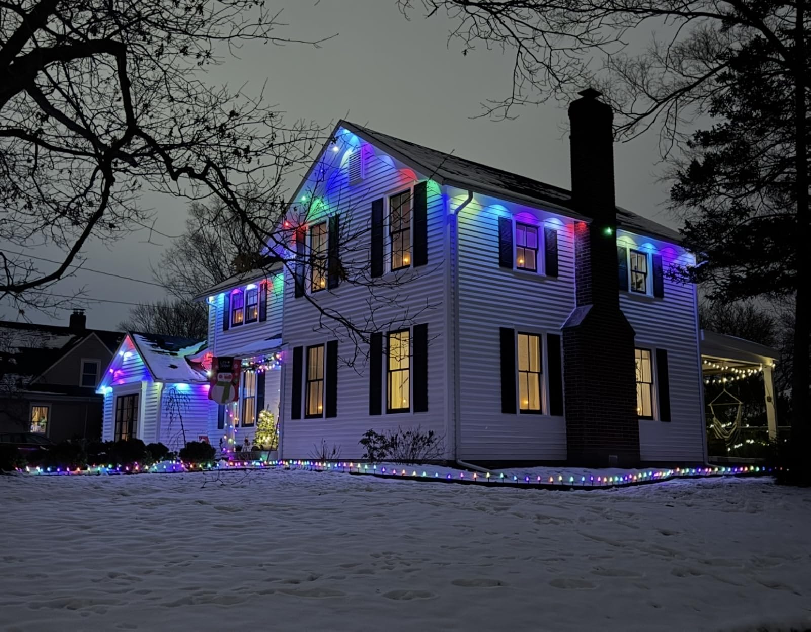 iBaycon C9 Christmas Lights, 129FT 200 LED Color Changing, Non-Connectable, C9 RGB String Lights with Remote Control, Indoor Outdoor Waterproof for Xmas Tree House Eaves Roof Yard Christmas Decor customer photo 2