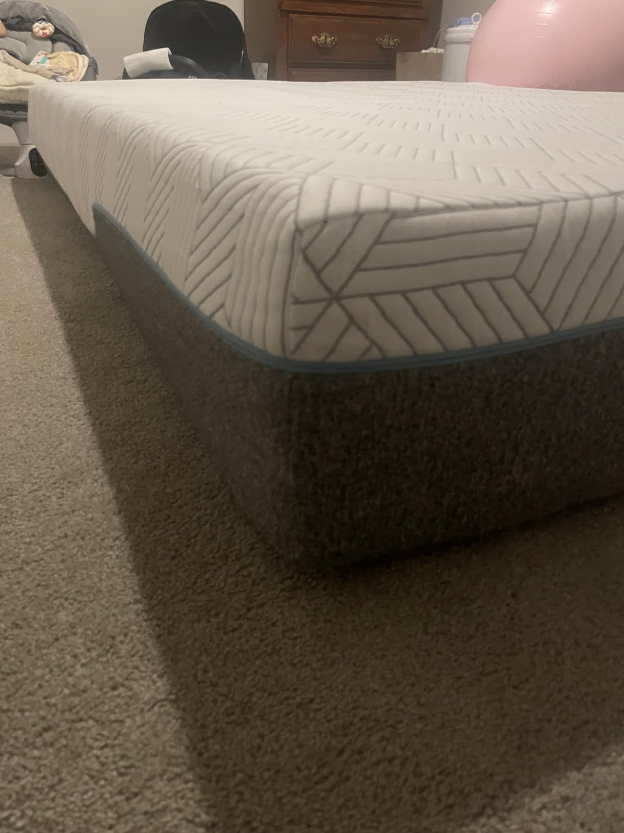 FATHOM Medium Queen Mattress 10 Inch Memory Foam Mattress Queen Size Bed in a Box for Back Pain Relief and Cool Sleep with Gel Foam and Removeable Fiberglass Free Cover, CertiPUR-US Certified customer photo 2