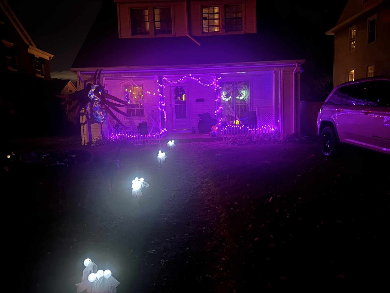 9 FT Long Halloween Inflatables Purple Gradient Spider Outdoor Decorations Blow Up with Built-in LEDs for Halloween Indoor Yard Lawn Garden Decoration customer photo 1