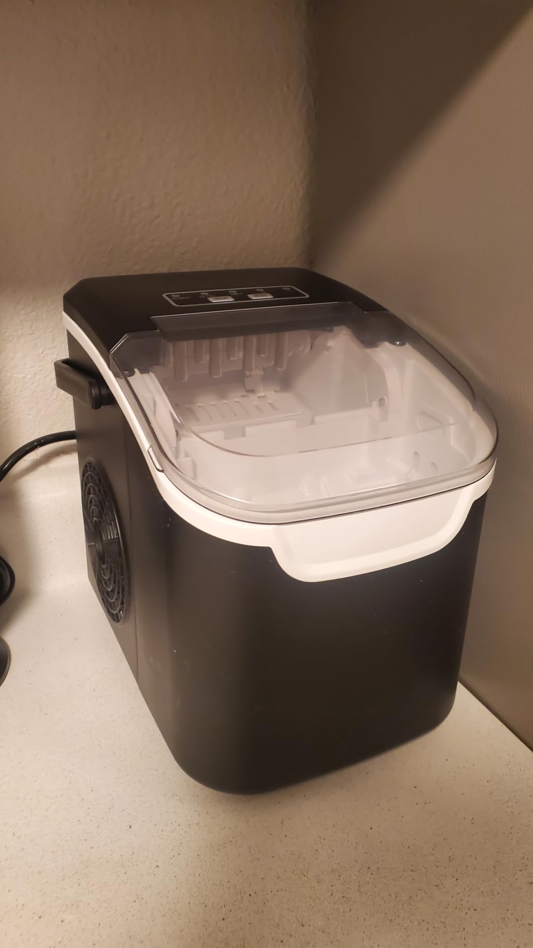 Antarctic Star Countertop Ice Maker Machine, 26Lbs/Day Fastest 6-Min Ice, 8 bullet ice in 6min, 2 sizes, energy-saving, portable handle, Self-Cleaning, basket/scoop for Home/bar/RV/camping, black customer photo 1