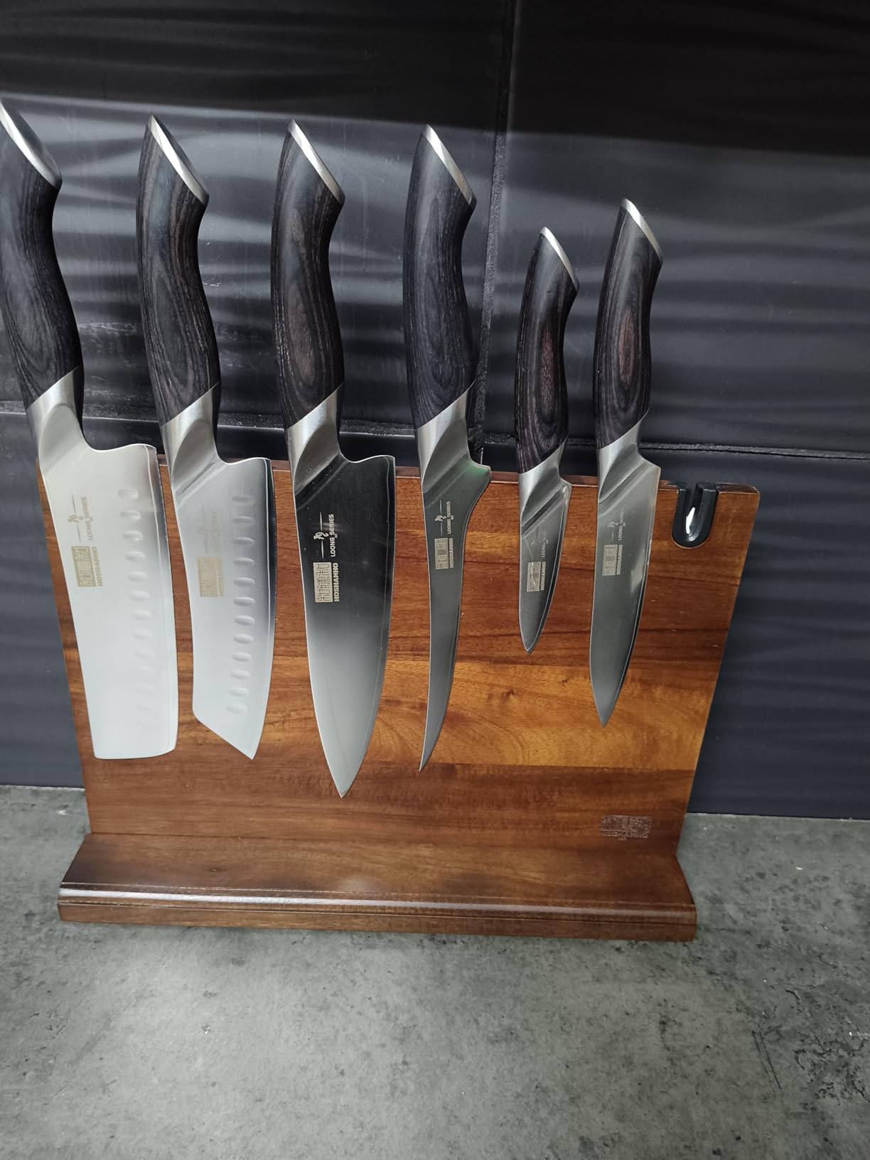 HOSHANHO 7 Pieces Kitchen Knife Set, Japanese High Carbon Stainless Steel Magnetic Knife Block Set, Ultra Sharp Chef Knives Sets with Ergonomic Pakkawood Handle customer photo 2