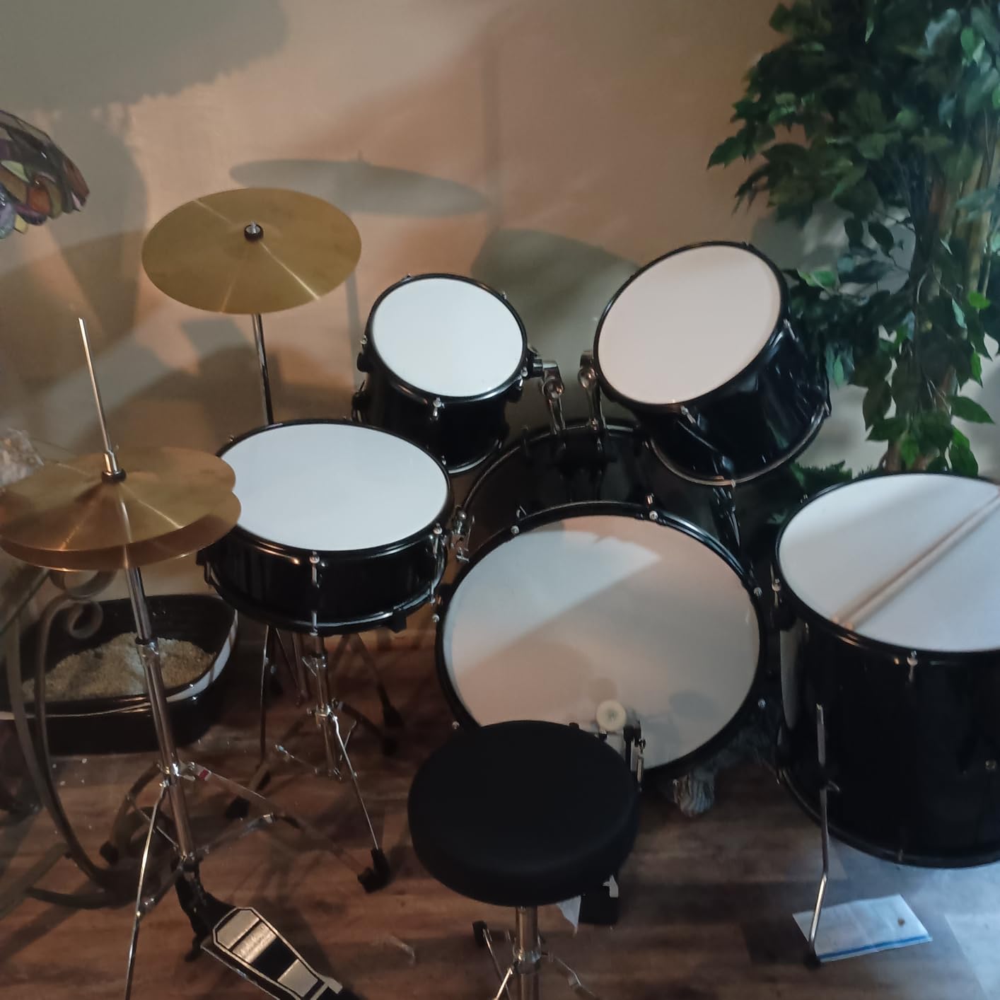 Best Choice Products 5-Piece Full Size Complete Adult Drum Set w/Cymbal Stands, Stool, Drum Pedal, Sticks, Floor Tom - Natural customer photo 1