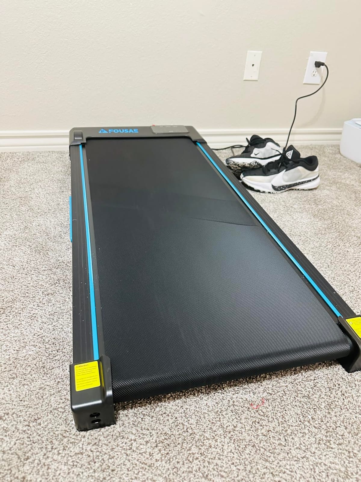 Walking Pad Treadmill, 6.2MPH Under Desk Walking Pad with 9% Incline, Treadmills for Home with Double Frame, 2.5HP Brushless Drive, 12 HIIT Programs, Remote Control, 330LBS Capacity customer photo 1