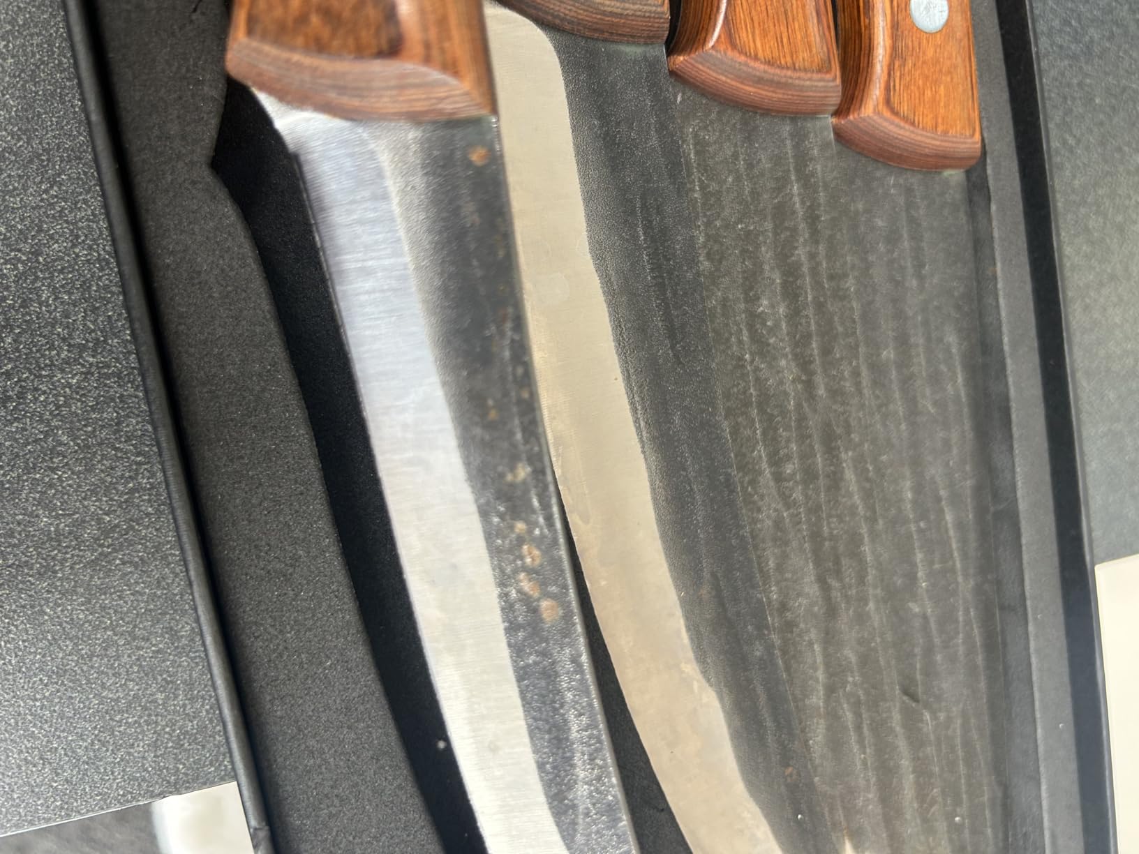 Huusk Butcher Knife Set, 4 PCS Hand Forged BBQ Knife Set for Meat Cutting | Sharp Meat Carving Breaking Knives with Ergonomic Handle for Home and Camping, Gifts for Men Women customer photo 1