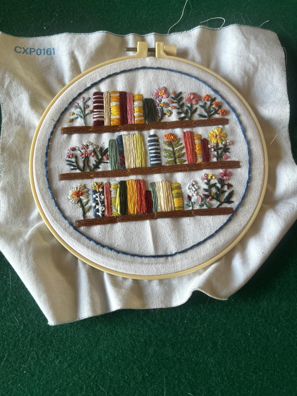 JOZYSH 8'' Flowers Embroidery Kit for Beginners Stamped Books and Flowers Pattern Embroidery Kit Cross Stitch Kit Embroidery Starter Kit with Instructions, Embroidery Hoops for Home Office Decor customer photo 2