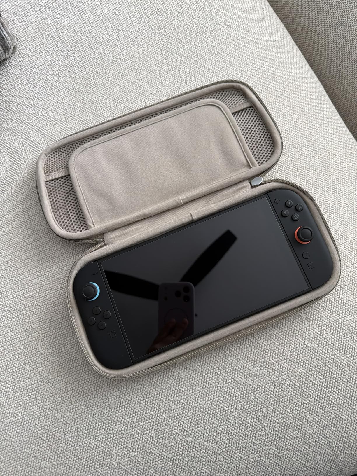 Belkin Nintendo Switch 2 Case, Slim Carrying Travel Bag with AirTag Holder | Hard Shell Slim Carrying Case with AirTag Pocket, Soft Interior, 12 Game Card Slot customer photo 2