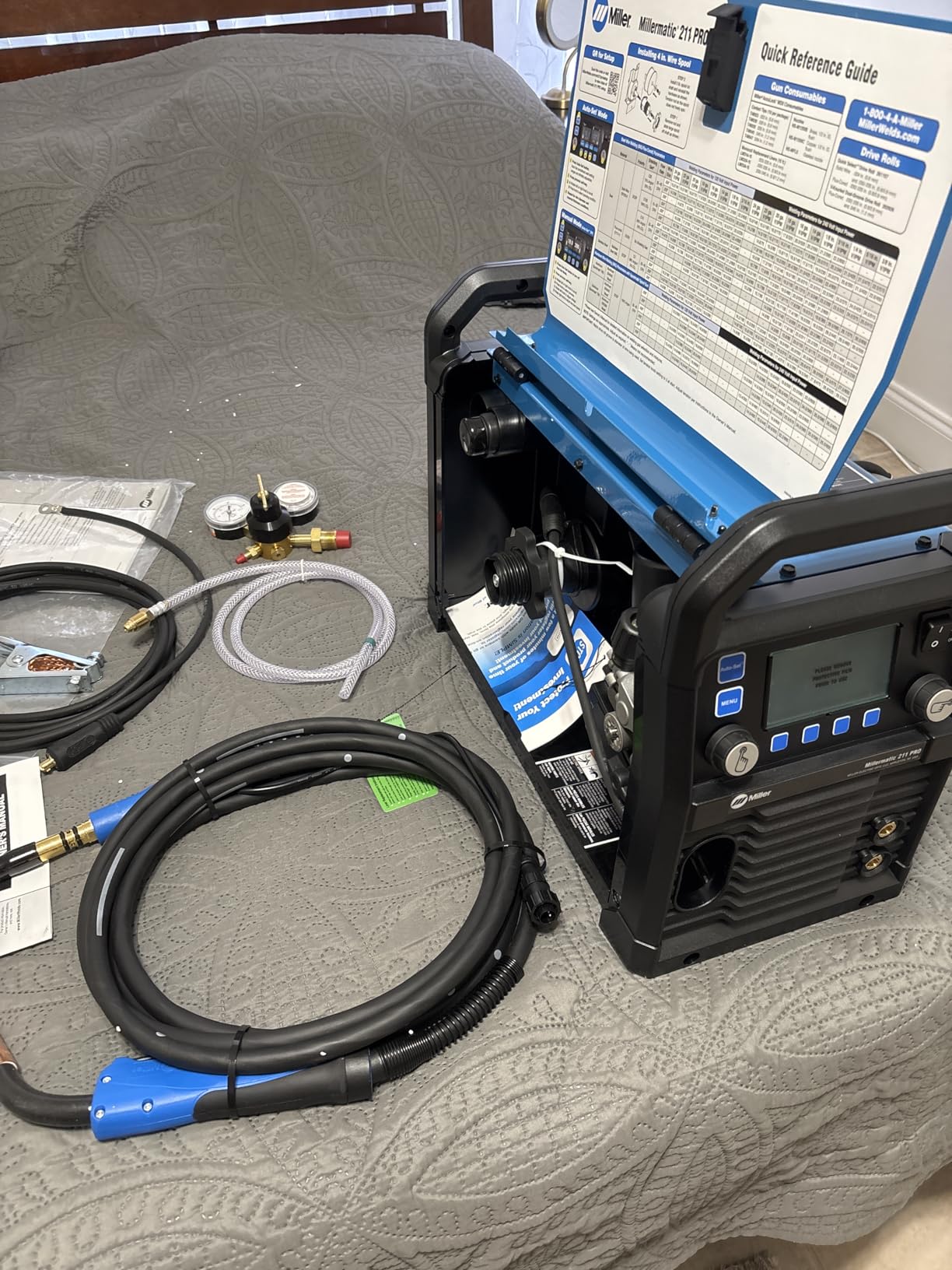 Millermatic® 211 PRO MIG Welder Machine, Dual-Voltage, Auto-Set™ | 120/240V MIG welder; Welds steel, aluminum to 3/8 in; thick; Features Auto-Set™, Dyna-Pulse™, upgradable software customer photo 2