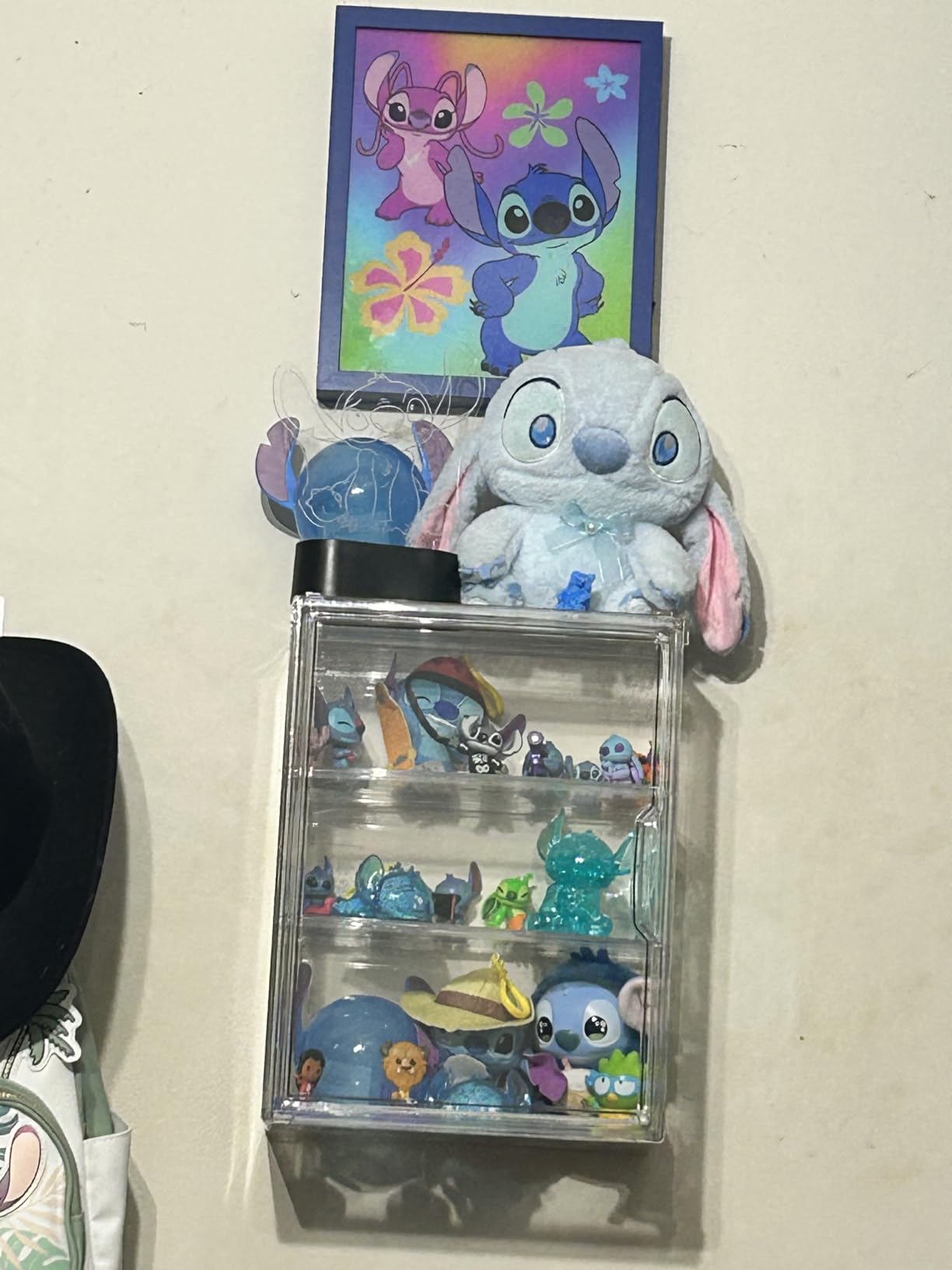 BOHOIDEE 6 Tiers Extra Large Clear Display Case for Figures, Acrylic Storage Organizers Box with Magnetic Door, Wall-Mounted Dustproof Showcase for Collectibles Action Figure customer photo 2