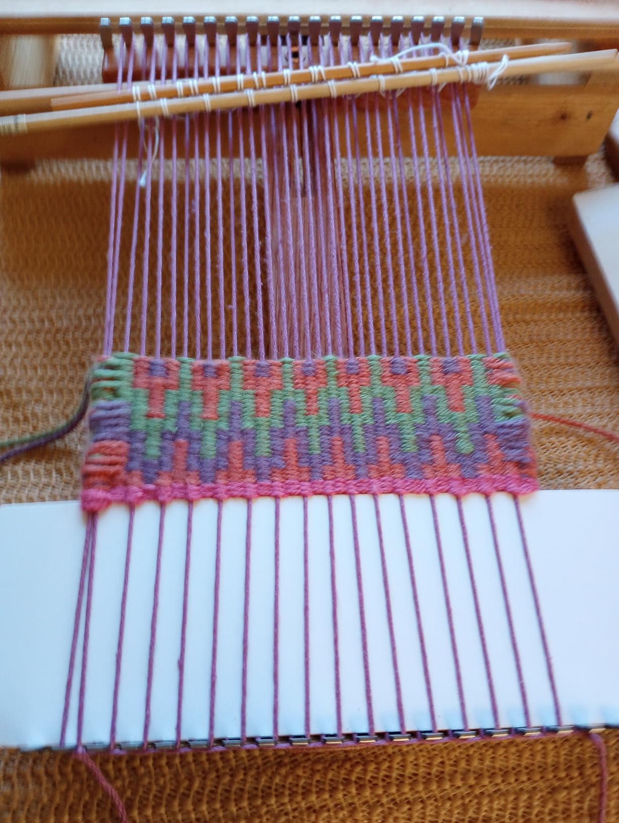 Savina Adjustable Tapestry Weaving Loom, Small Expandable 3.5in to 11.8in, Wooden Frame for Weaving Yarn, Art Projects, Ideal for Beginners & Advanced. customer photo 1
