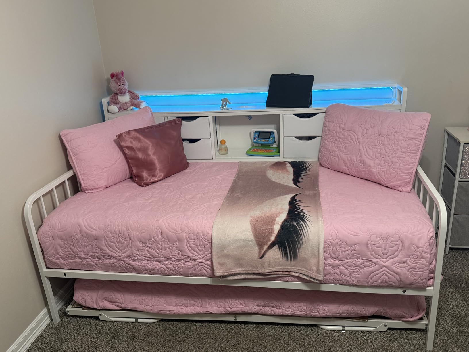 ADORNEVE Twin Daybed with Pop-Up Trundle & Storage Headboard, White | Led Lights, Charging Station, Height Adjustable Trundle Bed, Living Room/Bedroom/Guest Room, Space-Saving, Easy Assembly customer photo 1