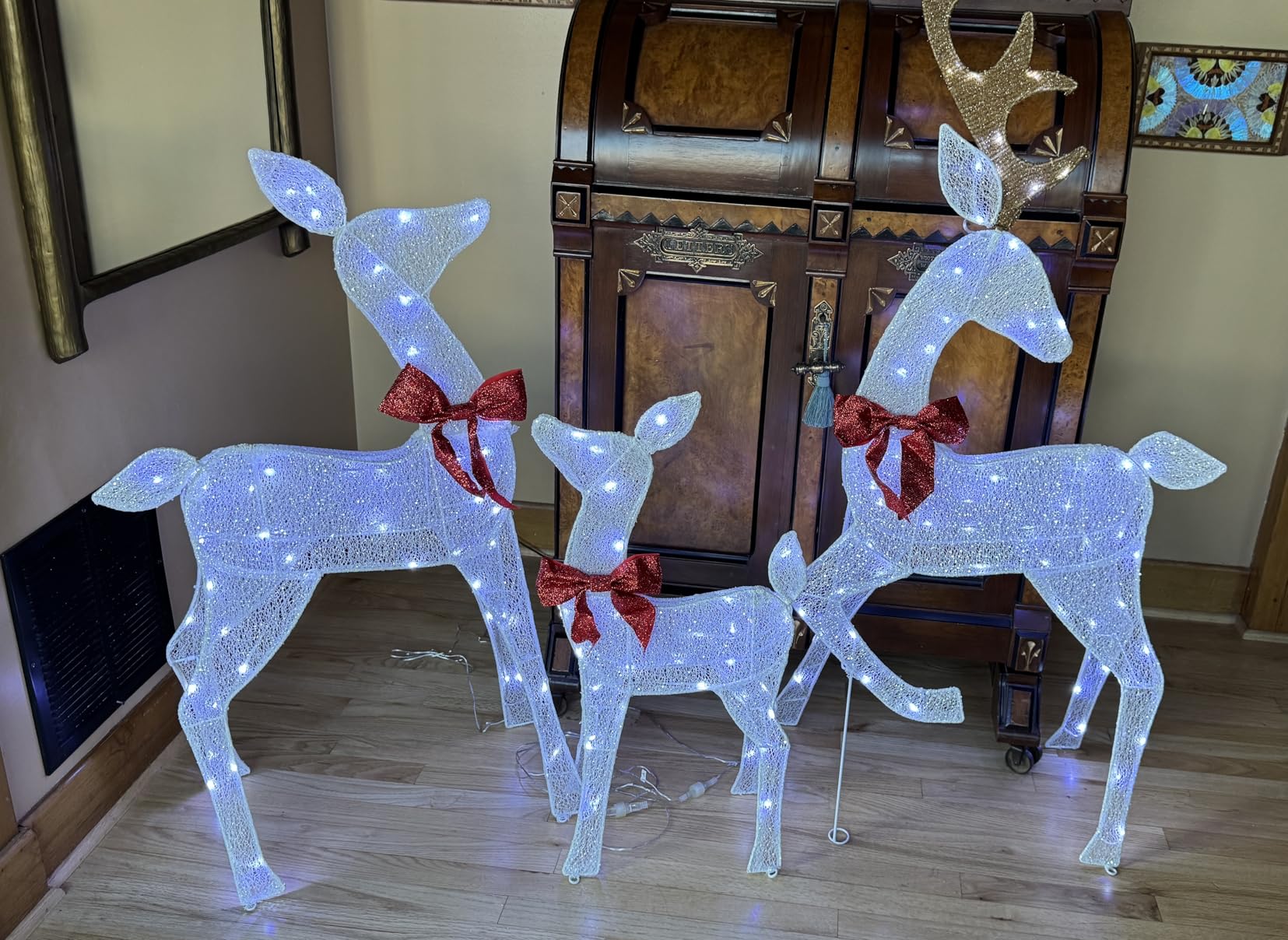 Outdoor Christmas Decorations 3-Piece Reindeer Family Christmas Decor Set 3D Lighted Reindeer Deer Family Set Outdoor Christmas Yard for Holiday Lawn Patio Party customer photo 1