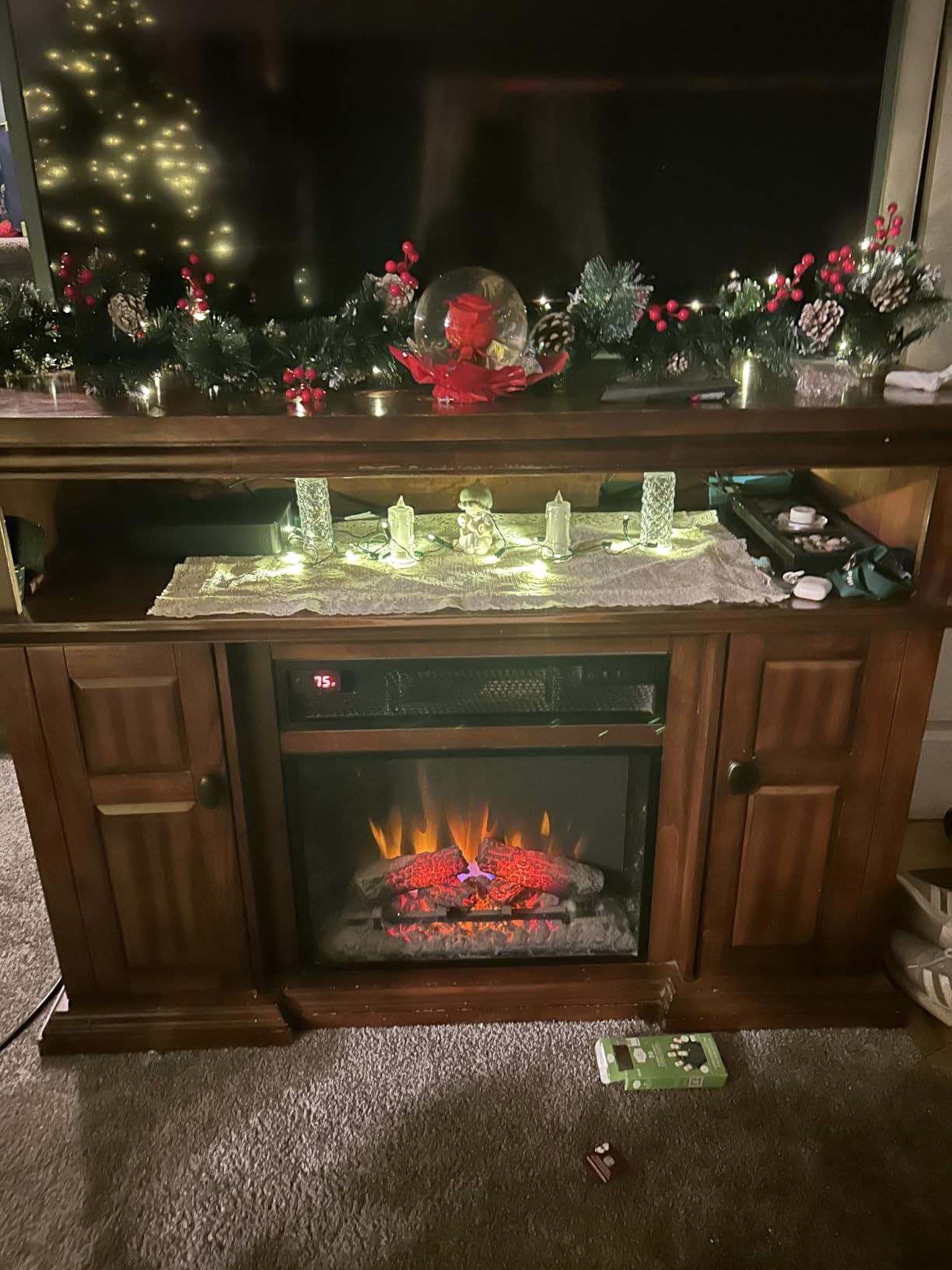 BlessedSeason 9FT Christmas Garland with Lights, Timer Artificial Lighted Garland Indoor for Stairs, Fireplace, 50 Lights Green Garland, Christmas Decoration with Cones & Red Berries & Pine Needle customer photo 1